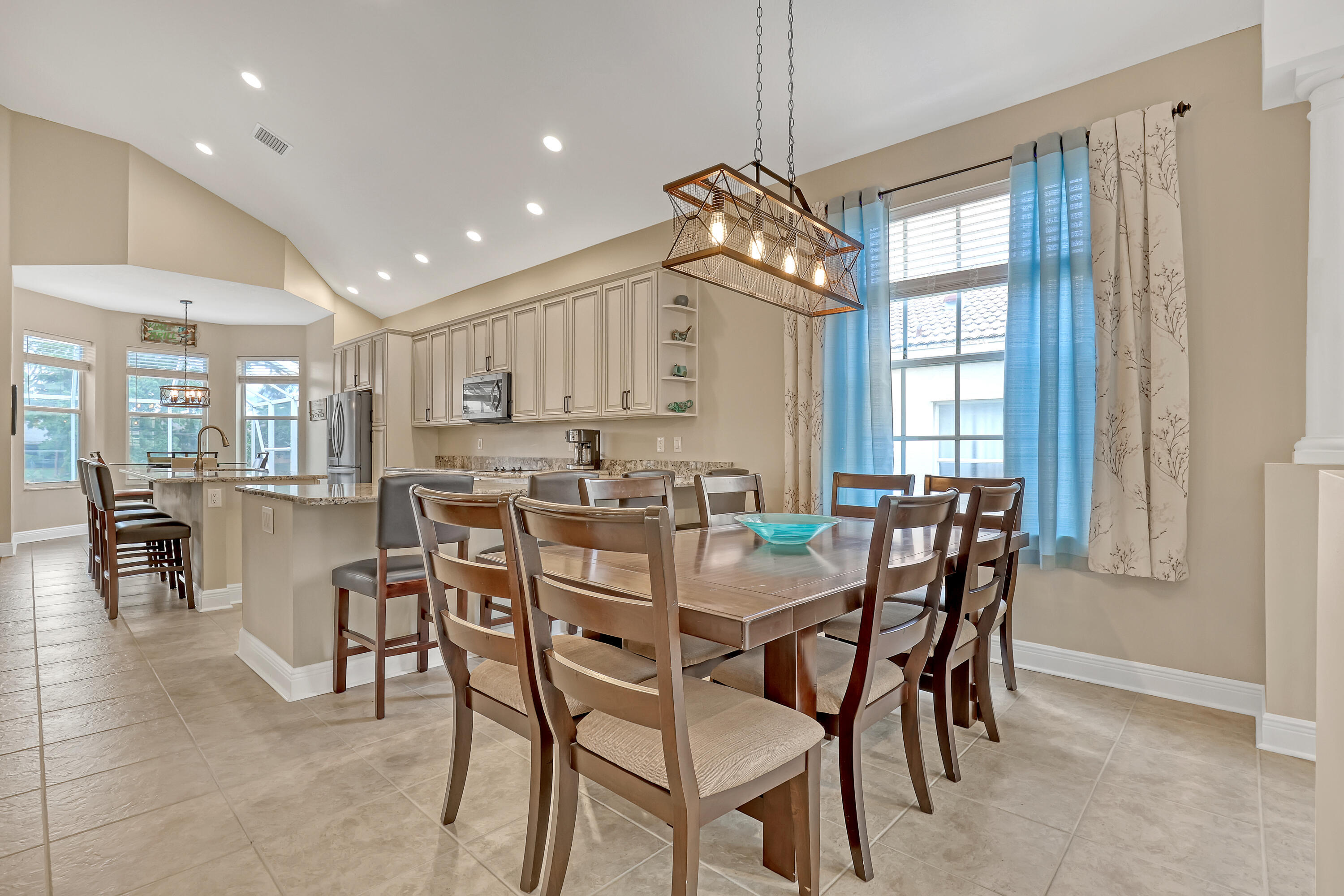 2063 Reston Circle Property Photo 11