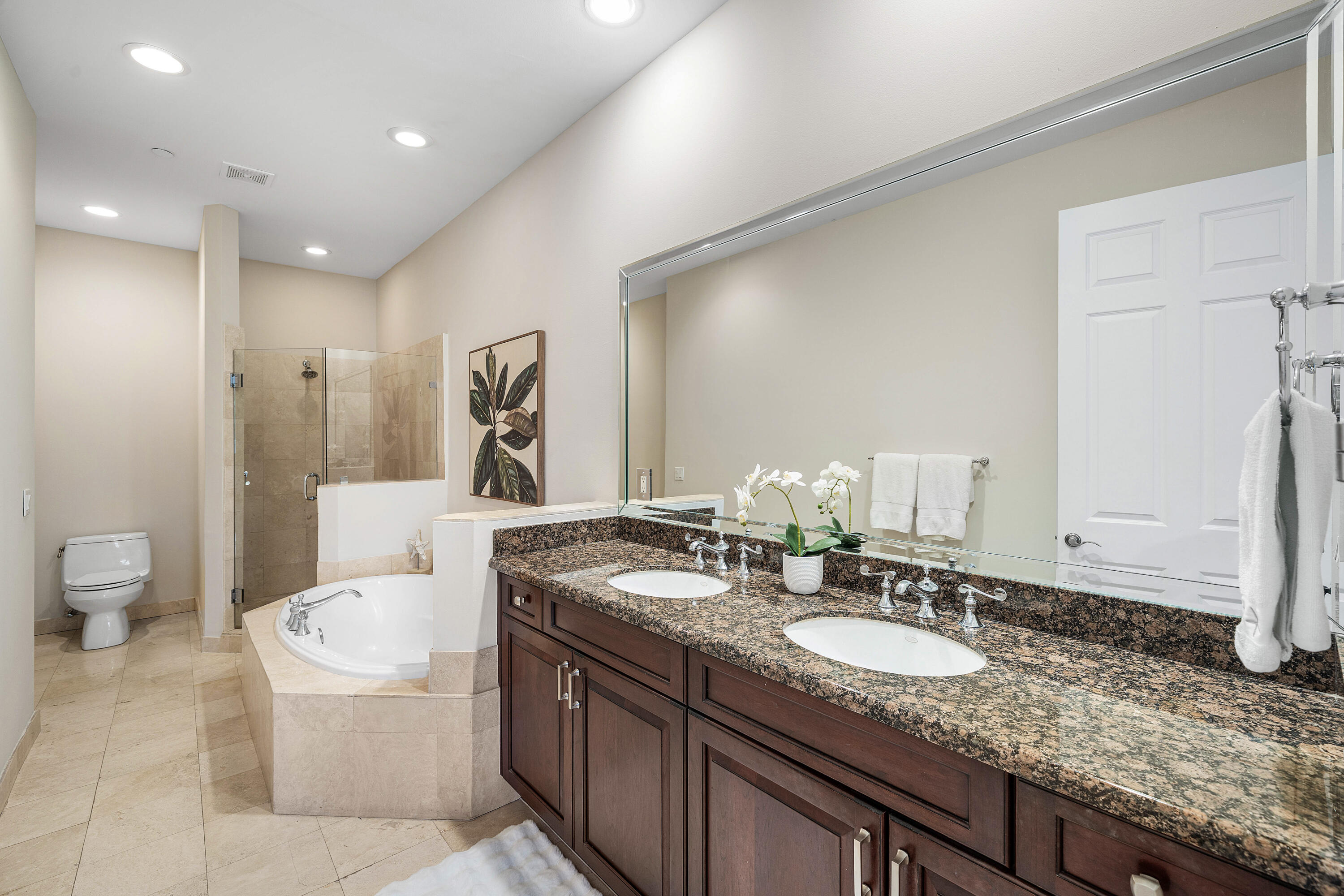 813 Estancia Way Property Photo 19