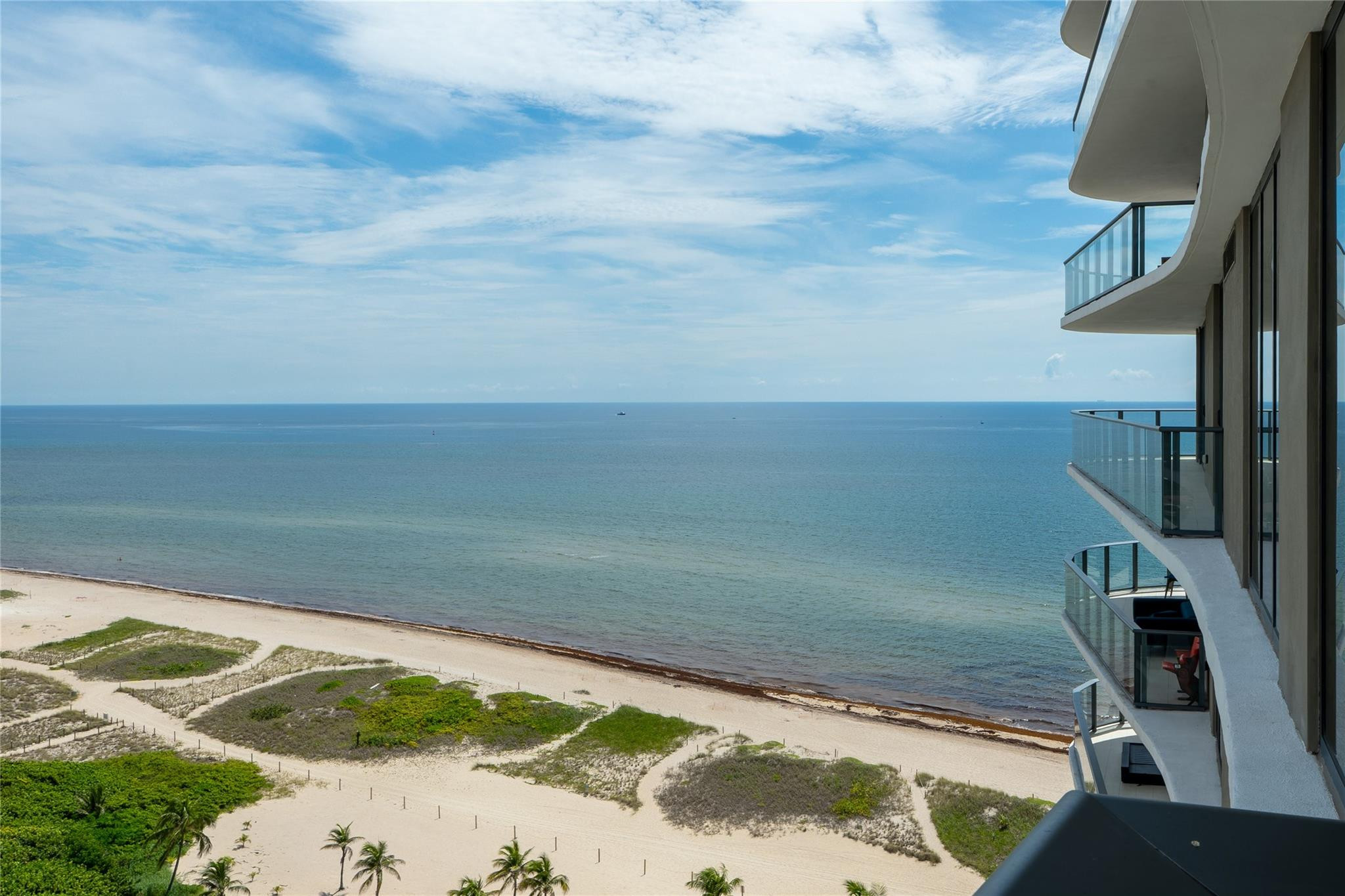 730 N Ocean Boulevard 1501 Property Photo 2