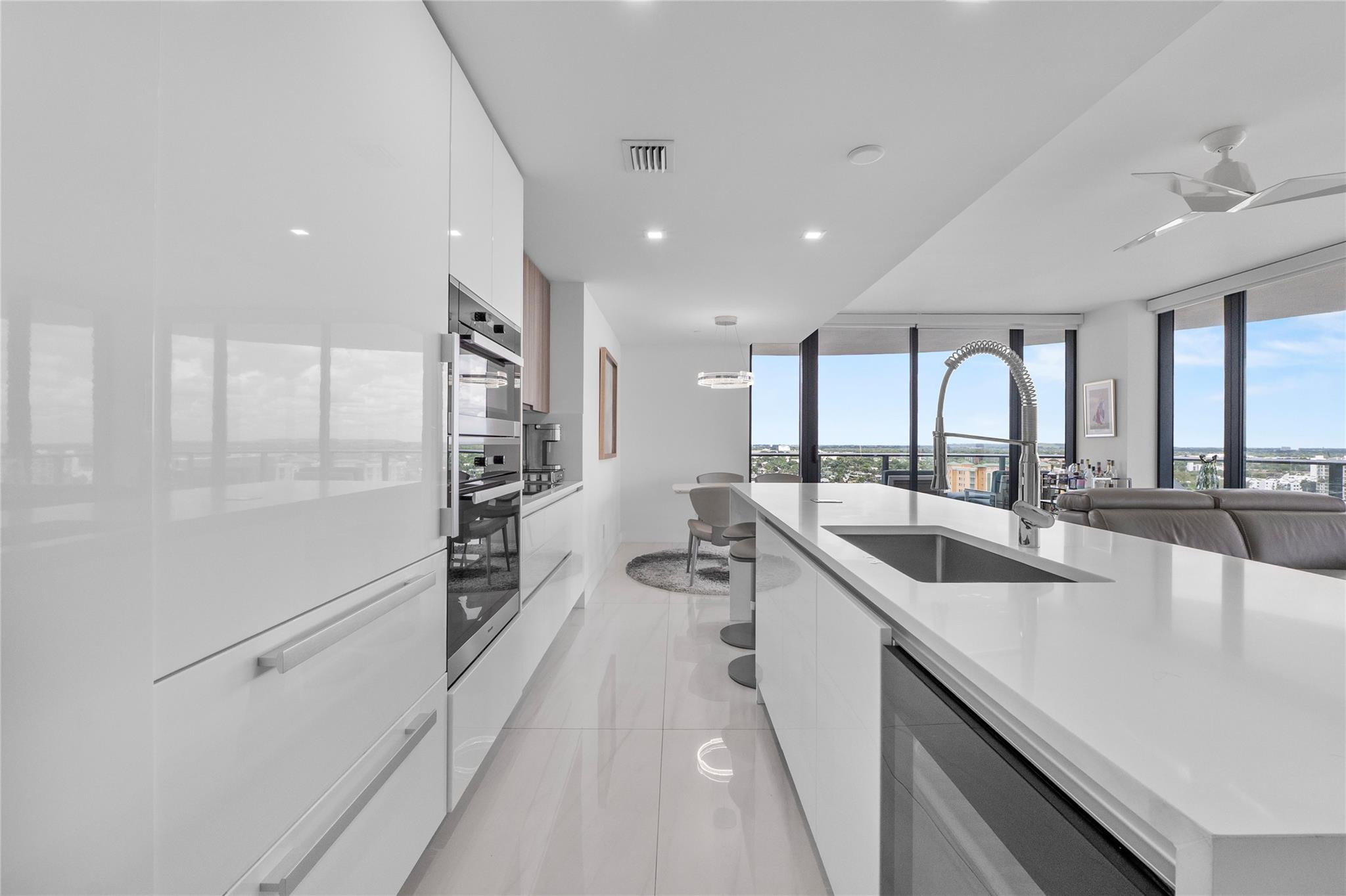730 N Ocean Boulevard 1501 Property Photo 32
