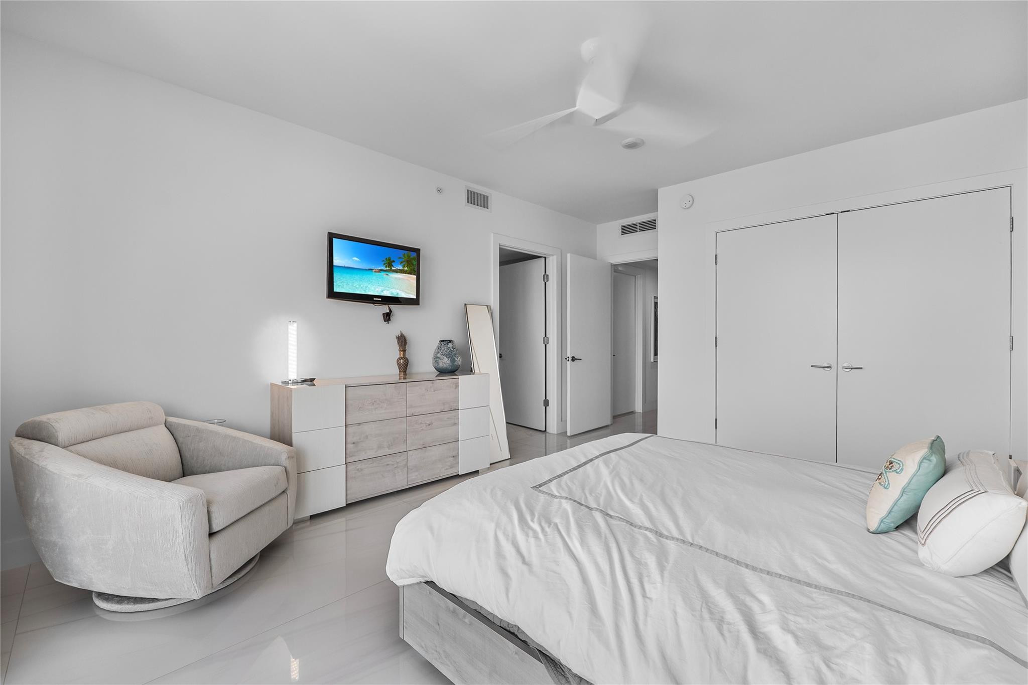 730 N Ocean Boulevard 1501 Property Photo 40