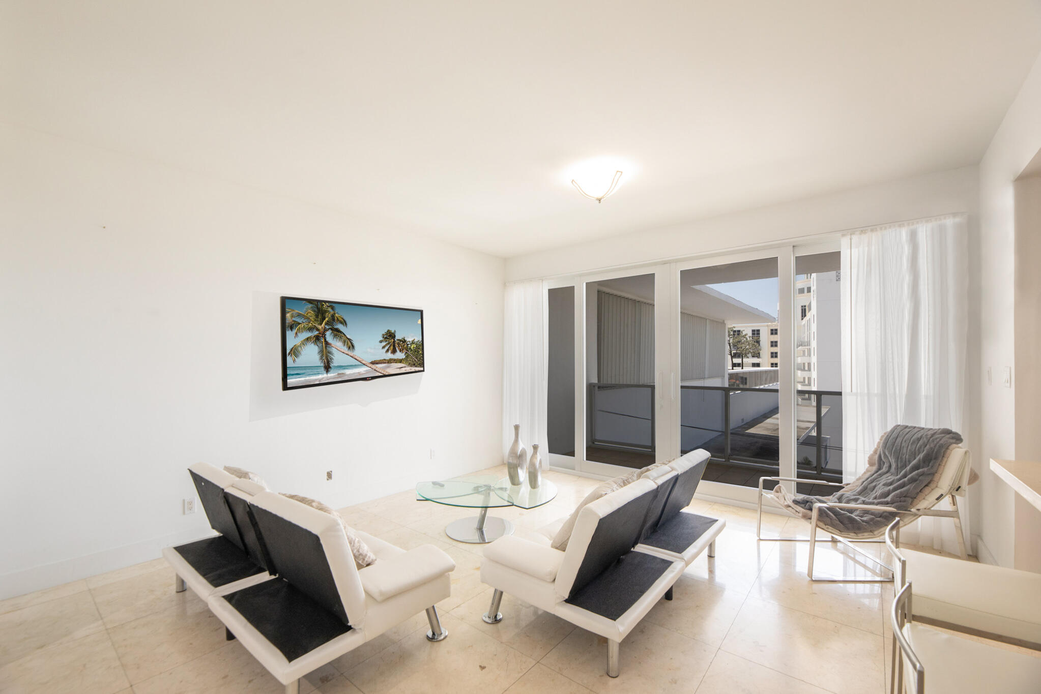 100 Lincoln Road Ph14 Property Photo 11