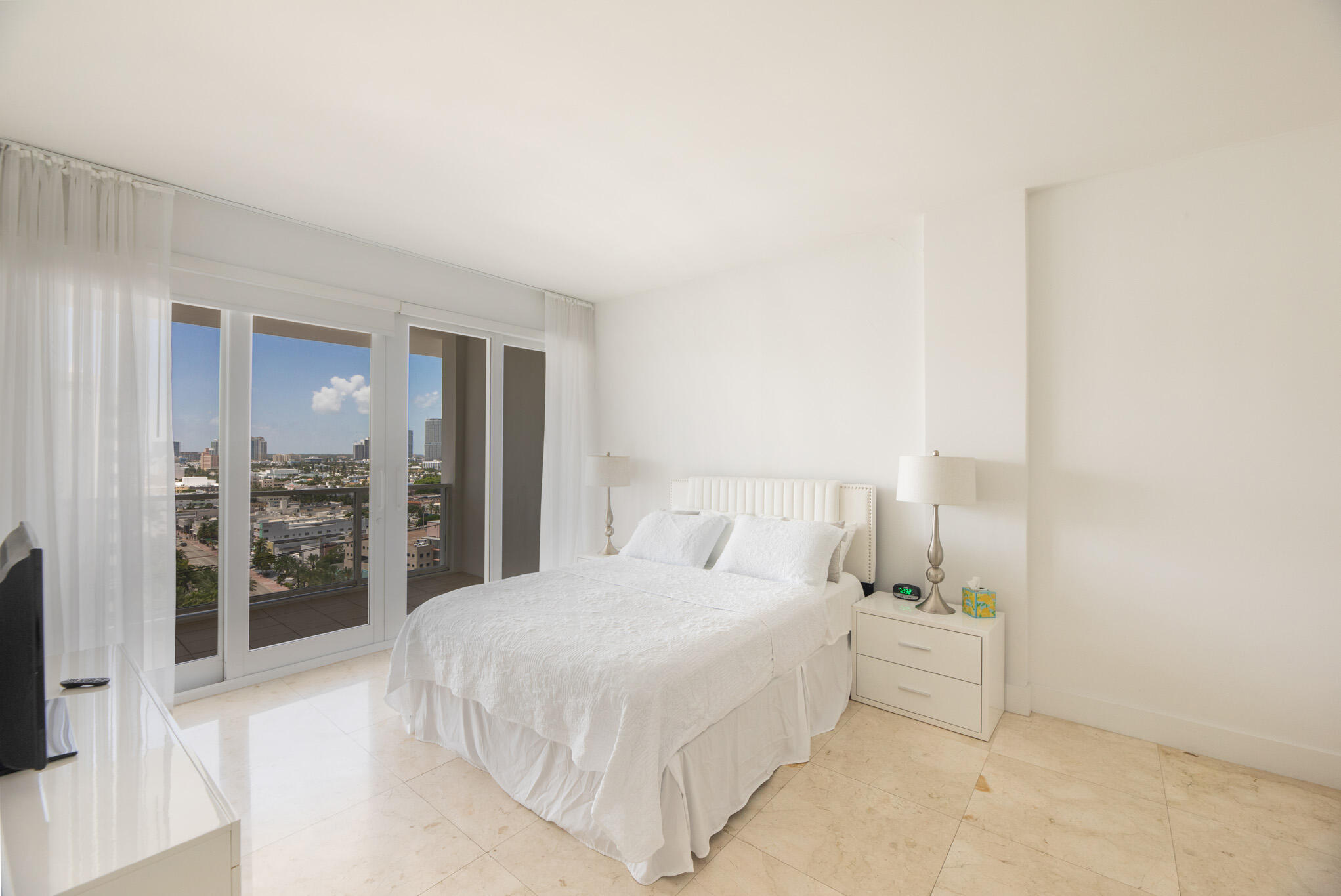 100 Lincoln Road Ph14 Property Photo 15