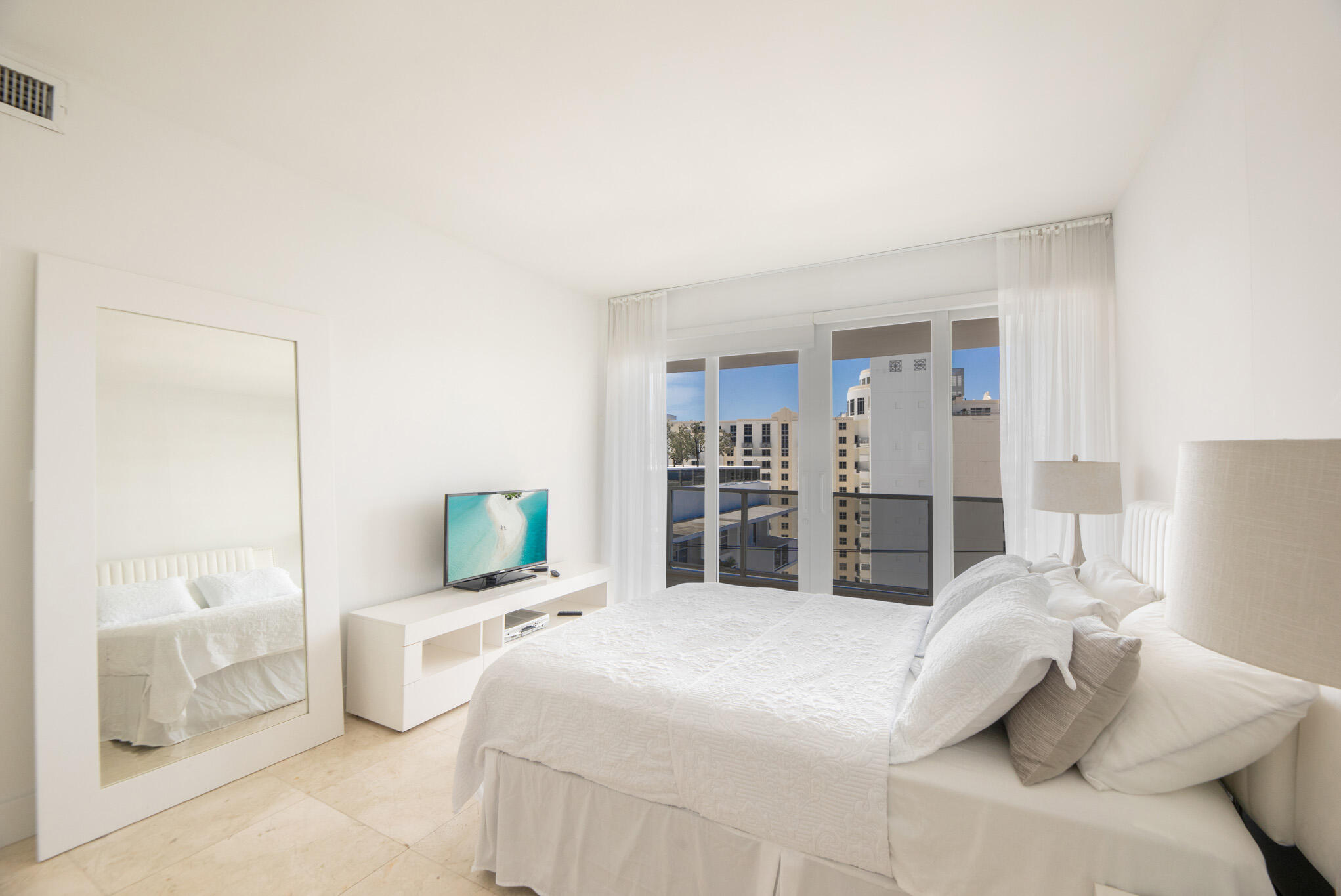100 Lincoln Road Ph14 Property Photo 16
