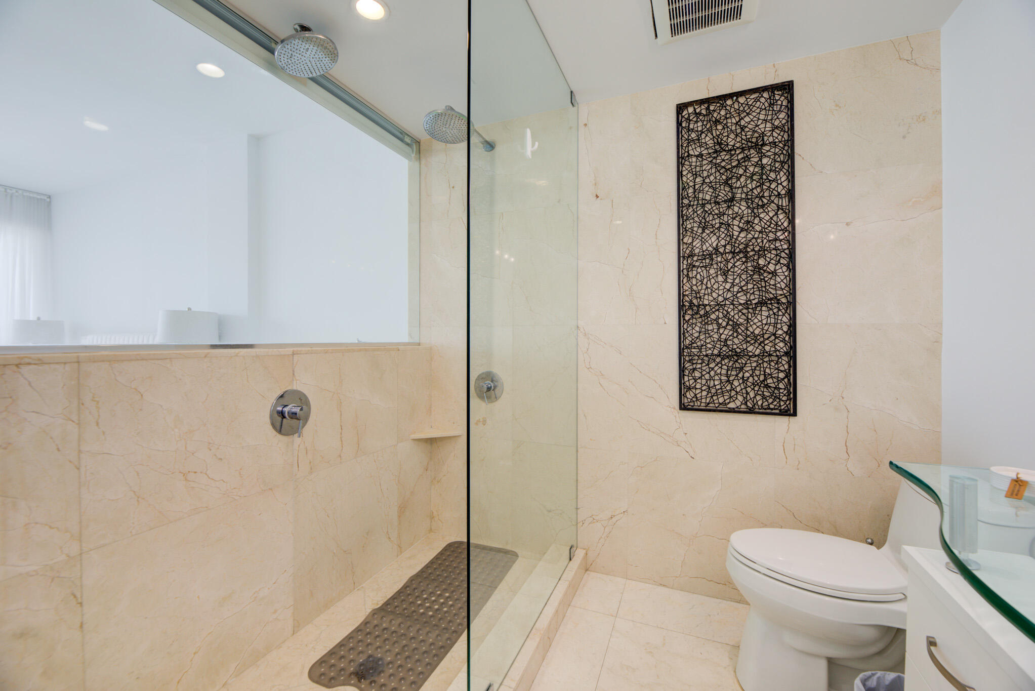 100 Lincoln Road Ph14 Property Photo 19