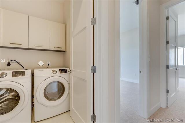 686 Ne 43rd Street Property Photo 21