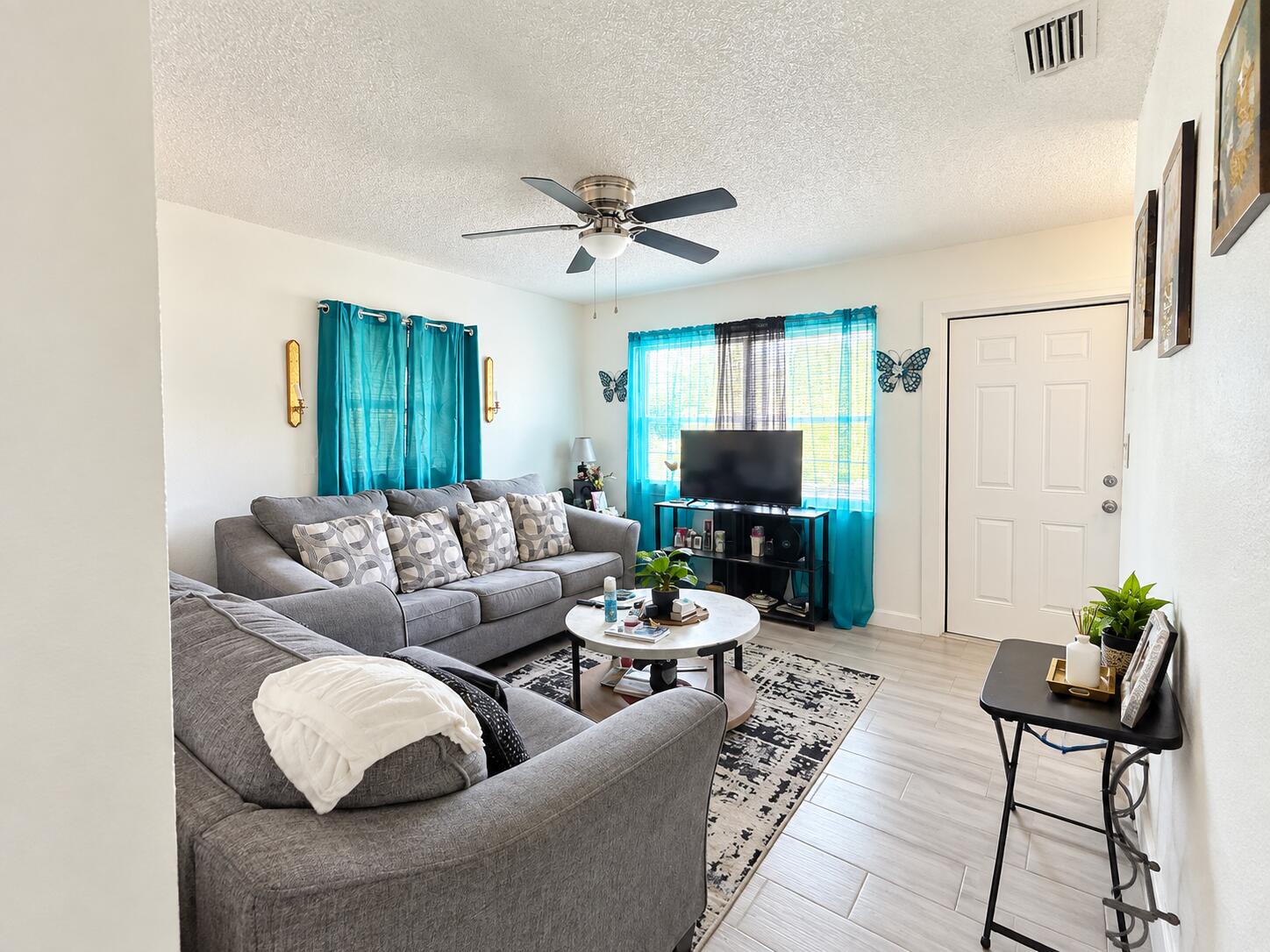 2605 Avenue N Property Photo 3