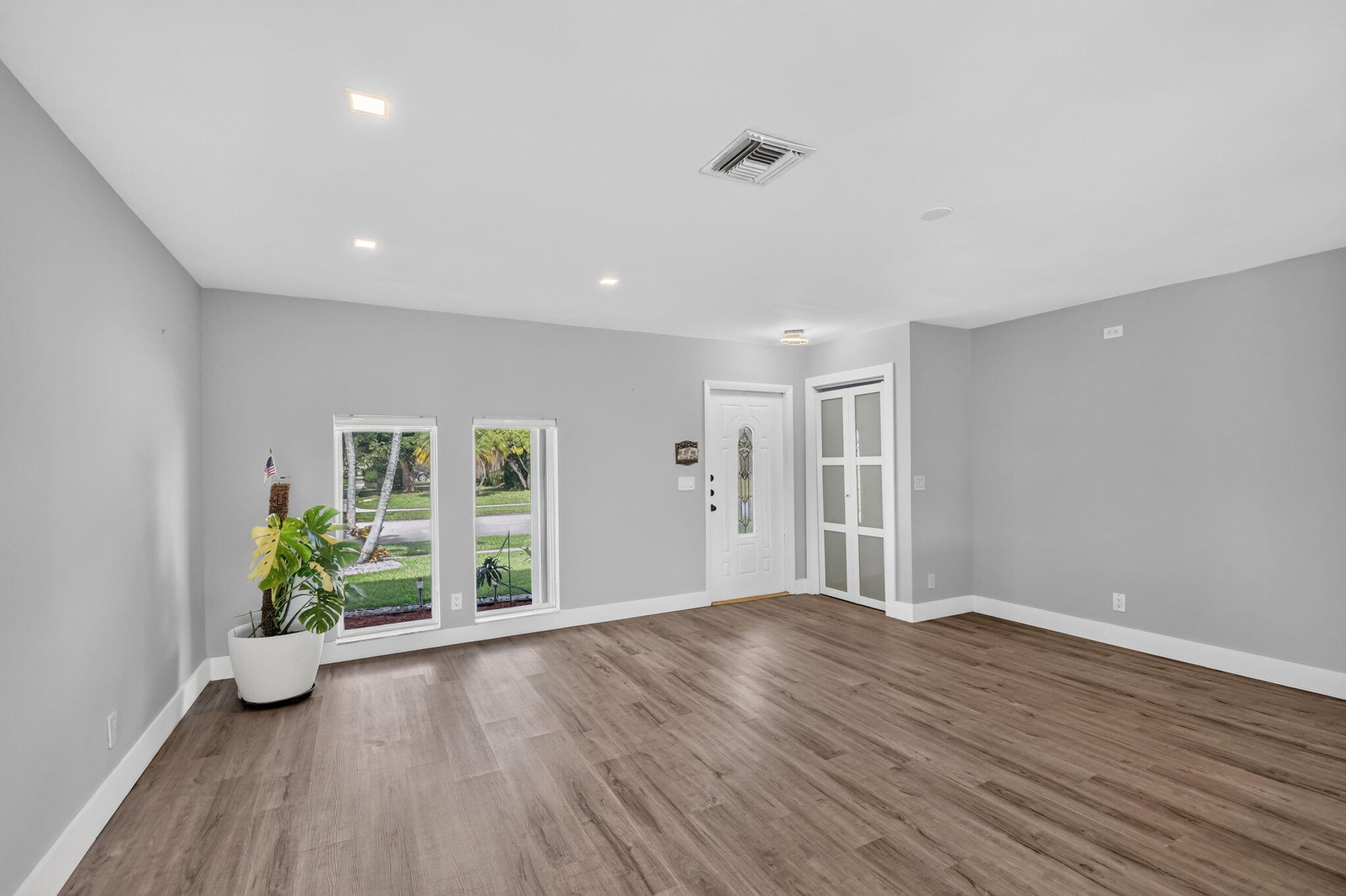 14624 Country Side Lane Property Photo 7