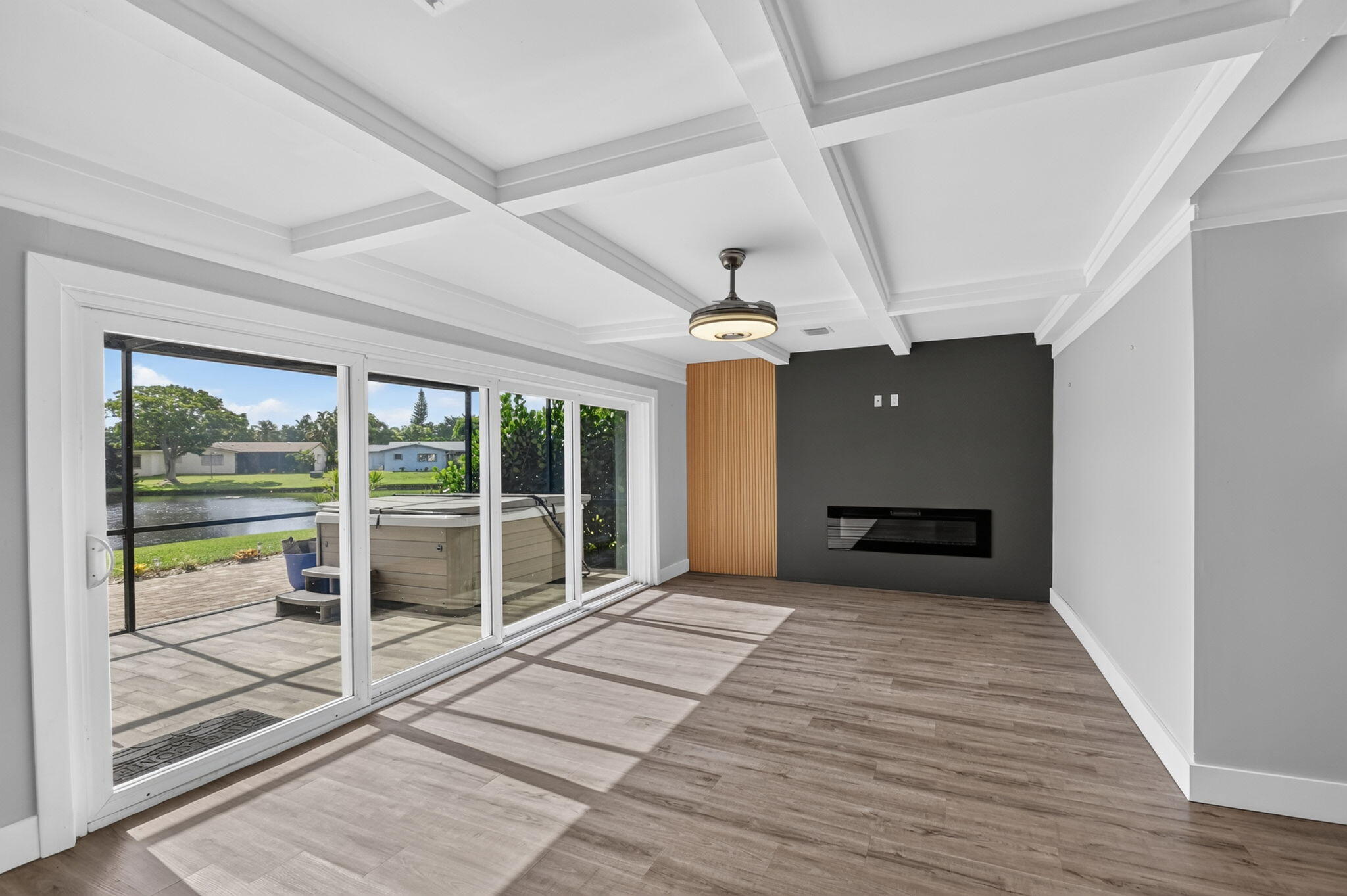 14624 Country Side Lane Property Photo 19