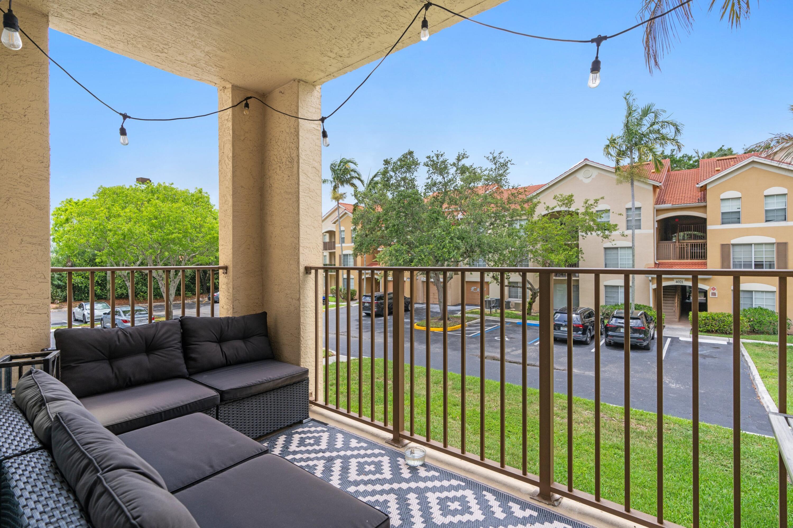 4041 San Marino Boulevard 202 Property Photo 17
