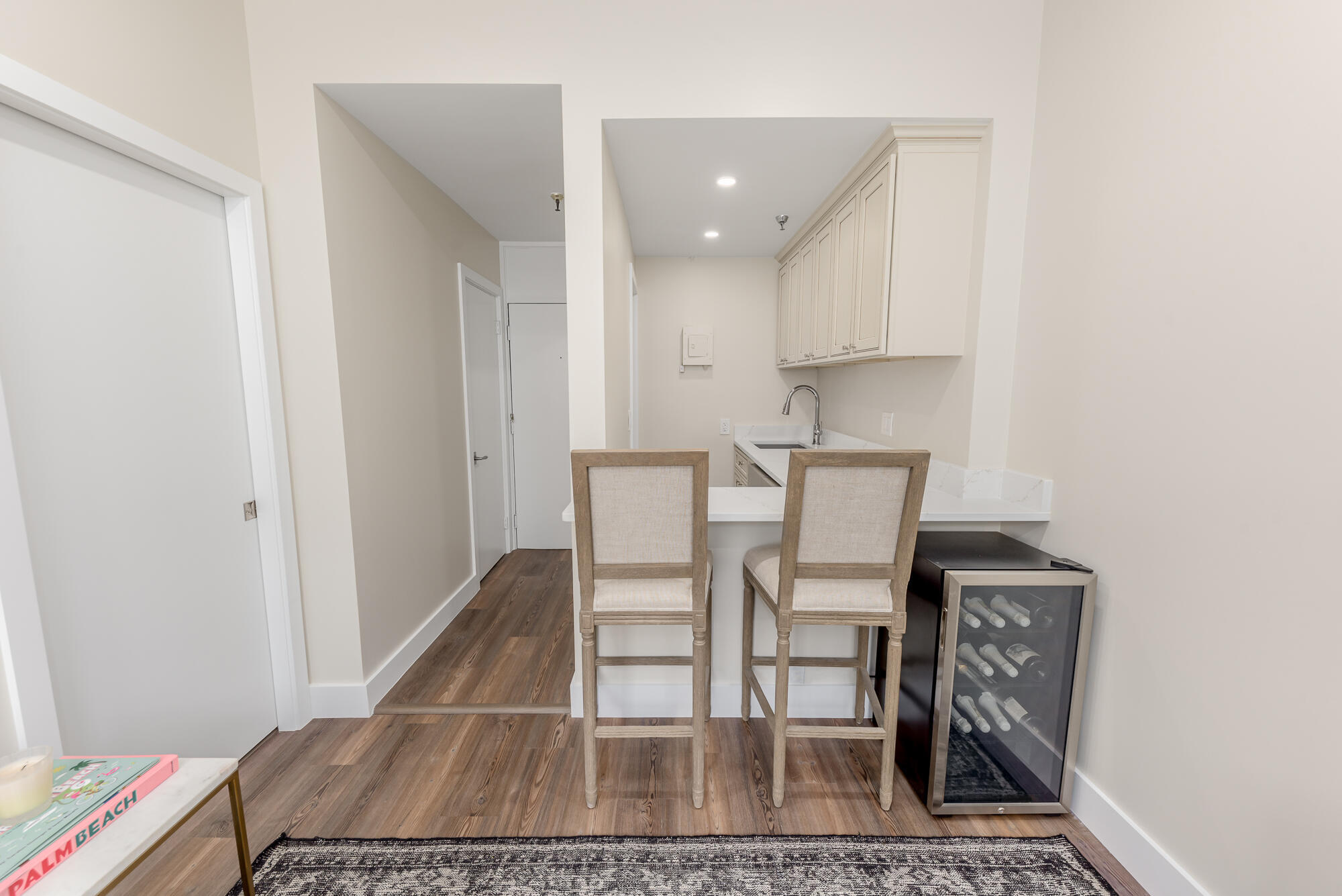 235 Sunrise Avenue 2211 Property Photo 6