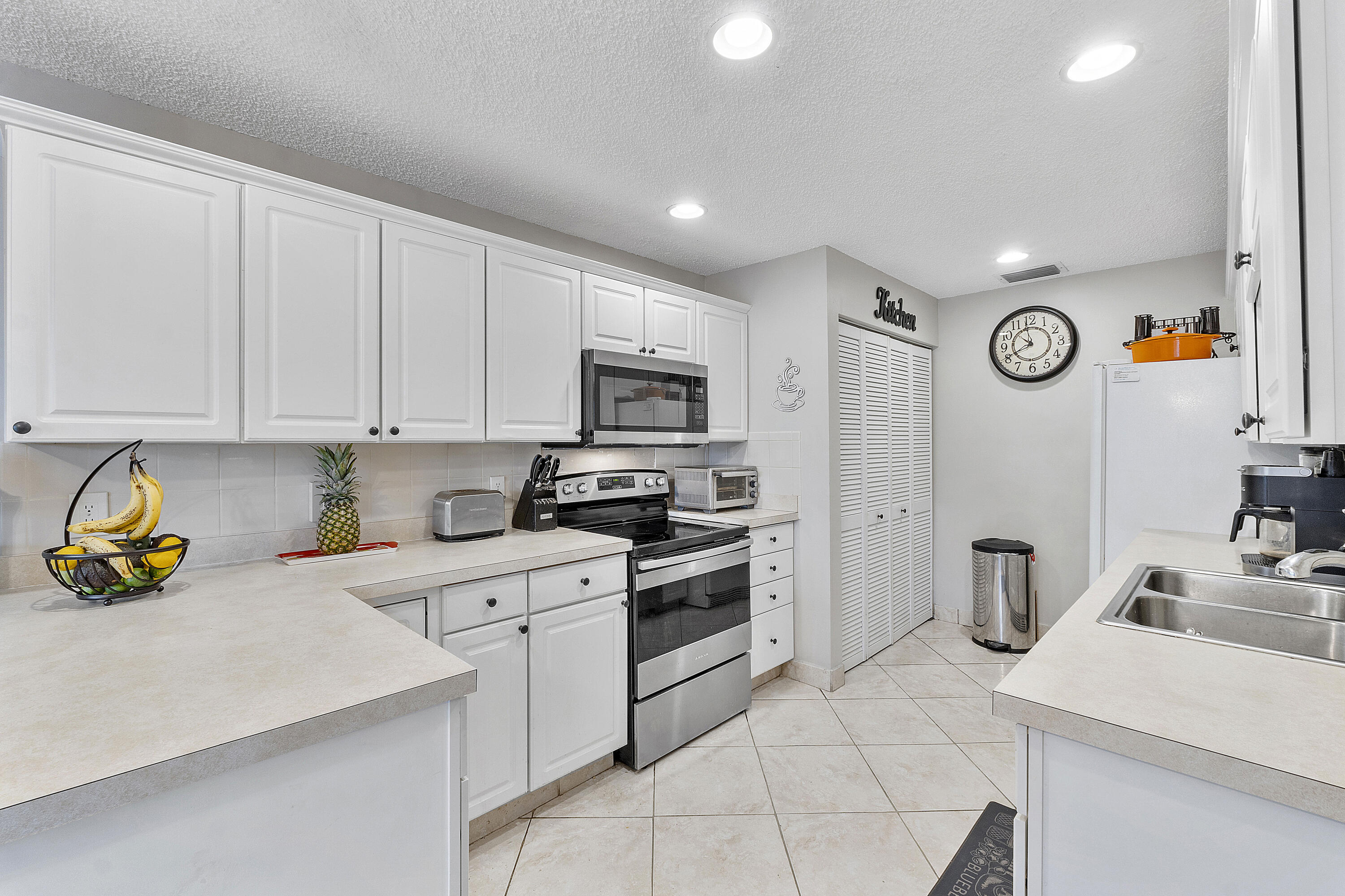 14519 Lucy Drive Property Photo 3