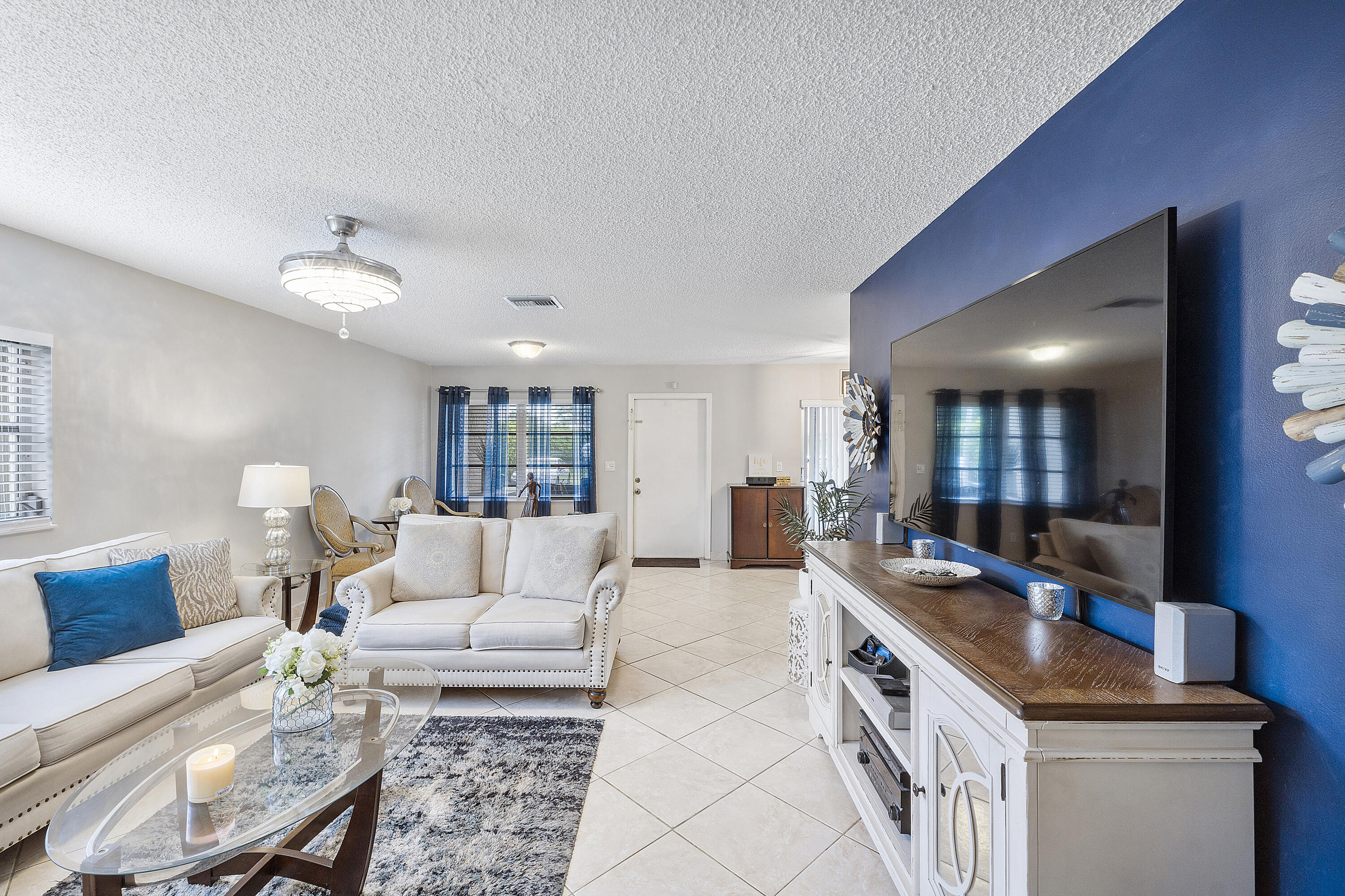 14519 Lucy Drive Property Photo 6