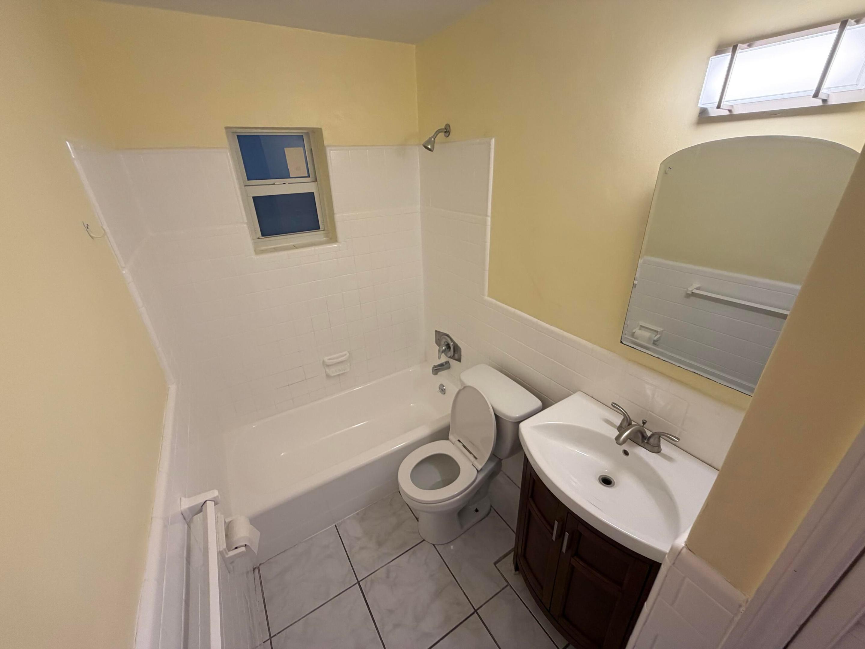 4852 Sw 44th Terrace Property Photo 18