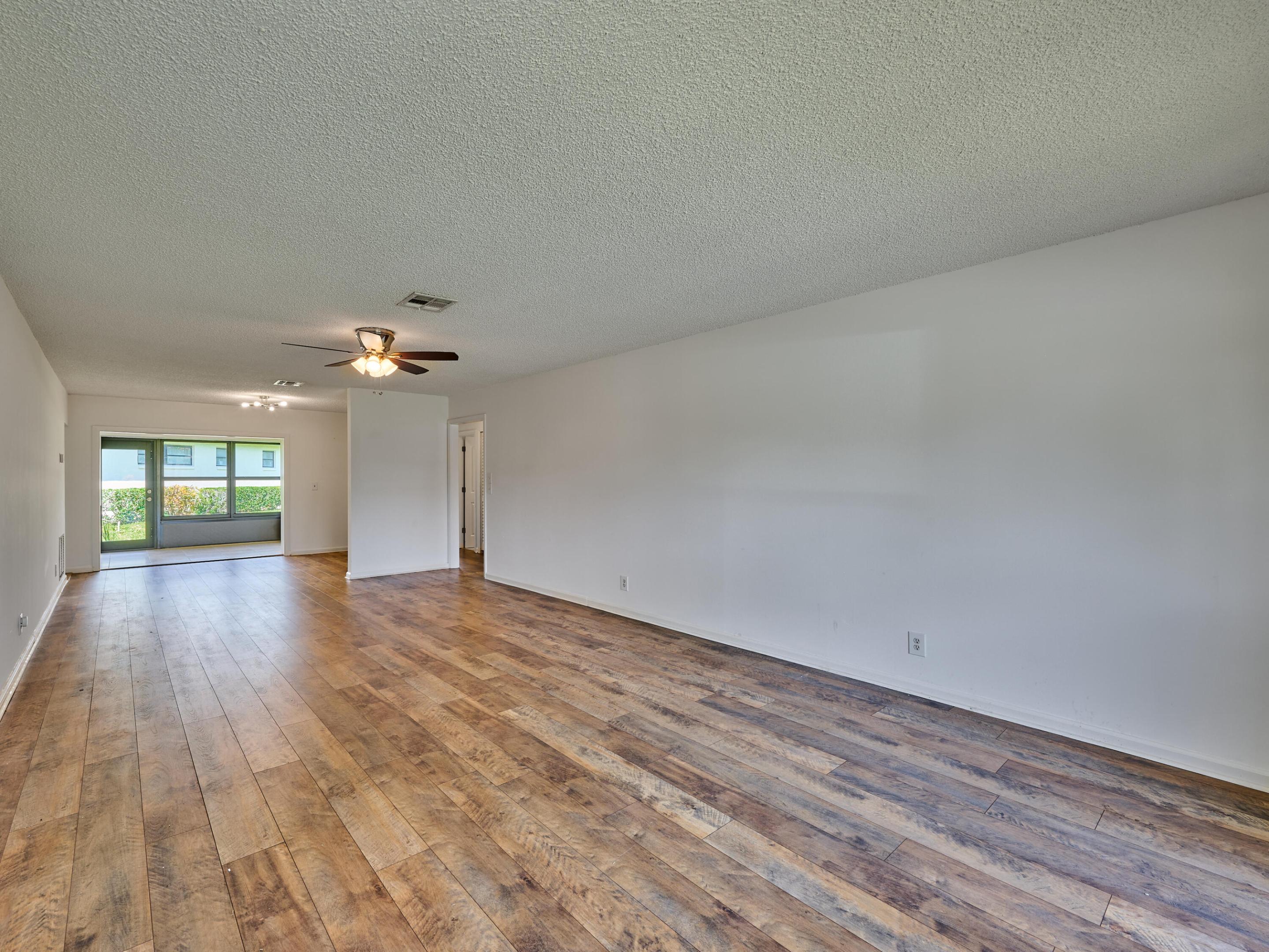 4853 Equestrian Circle B Property Photo 14