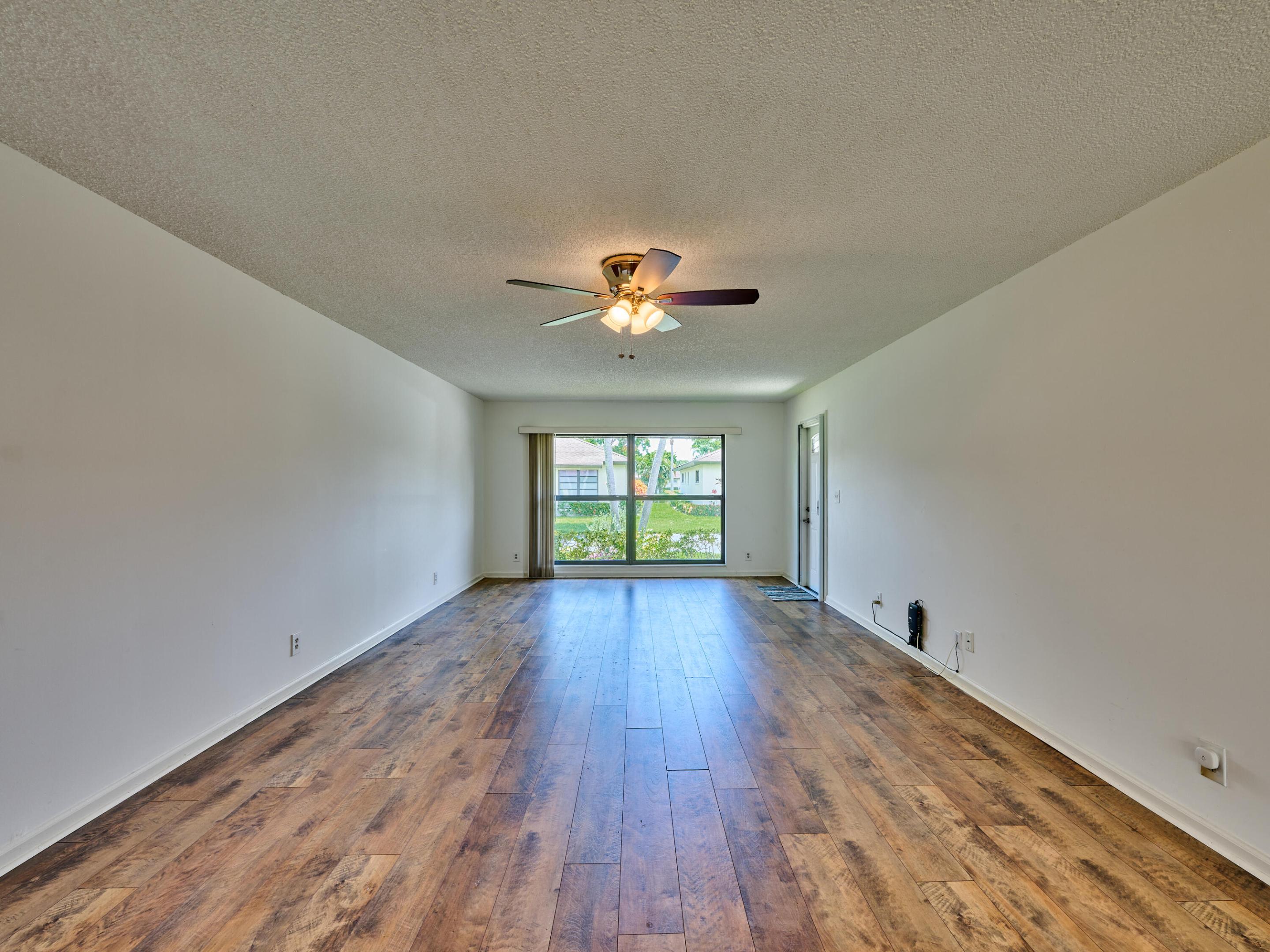4853 Equestrian Circle B Property Photo 15