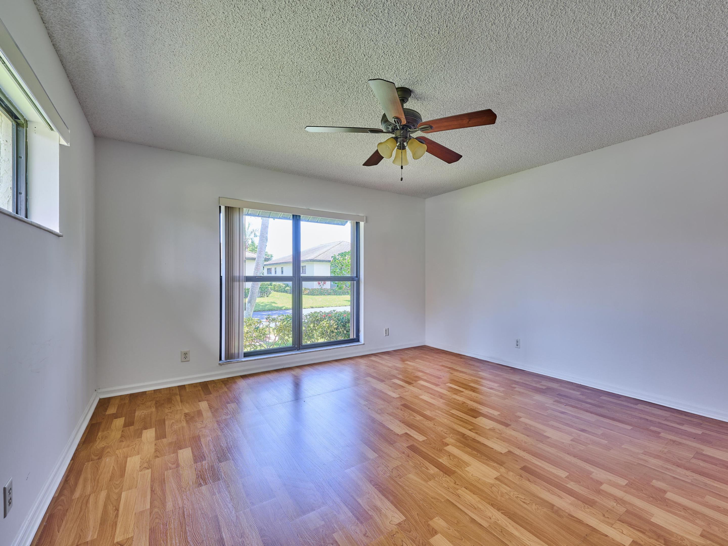 4853 Equestrian Circle B Property Photo 28