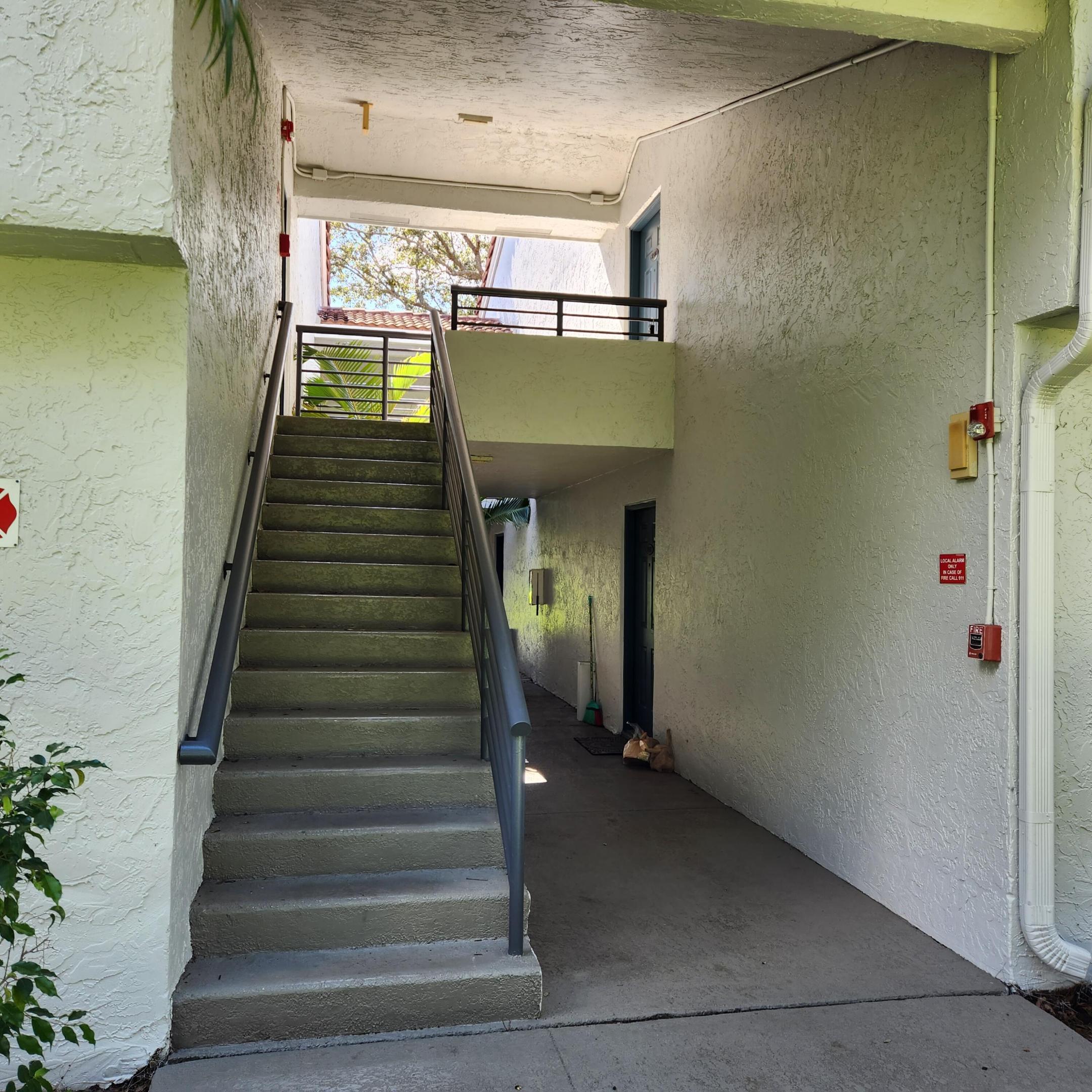 851 Lyons Road 22203 Property Photo 11