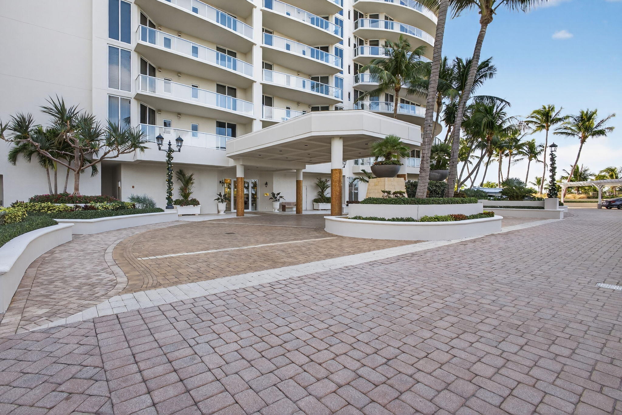 2700 N Ocean Drive 905b Property Photo 55