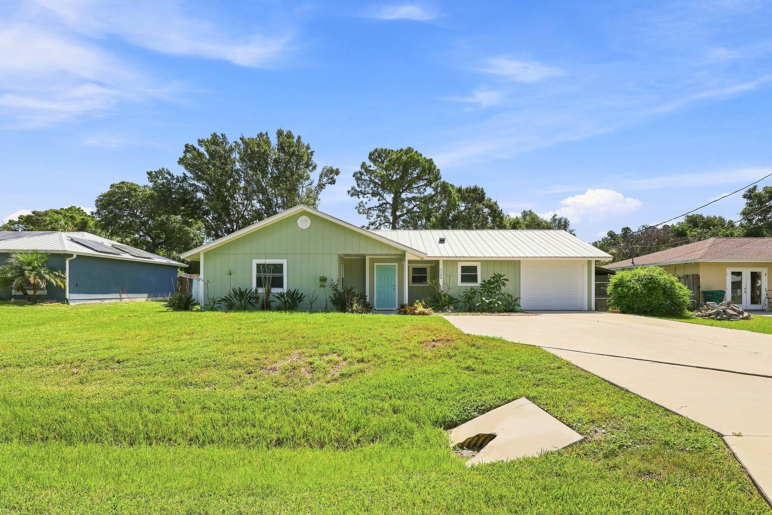 5106 Seagrape Drive Property Photo 1
