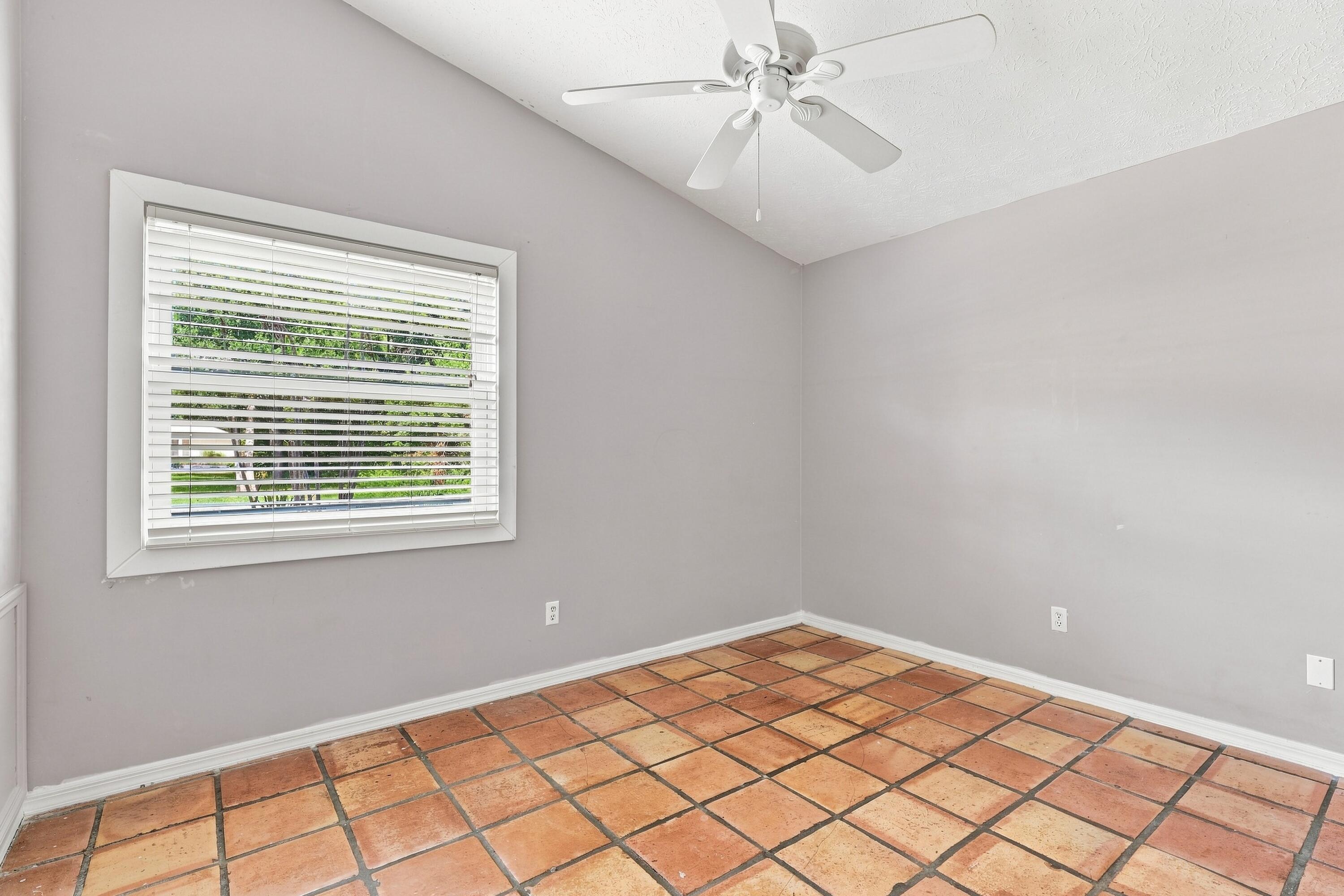 5106 Seagrape Drive Property Photo 20
