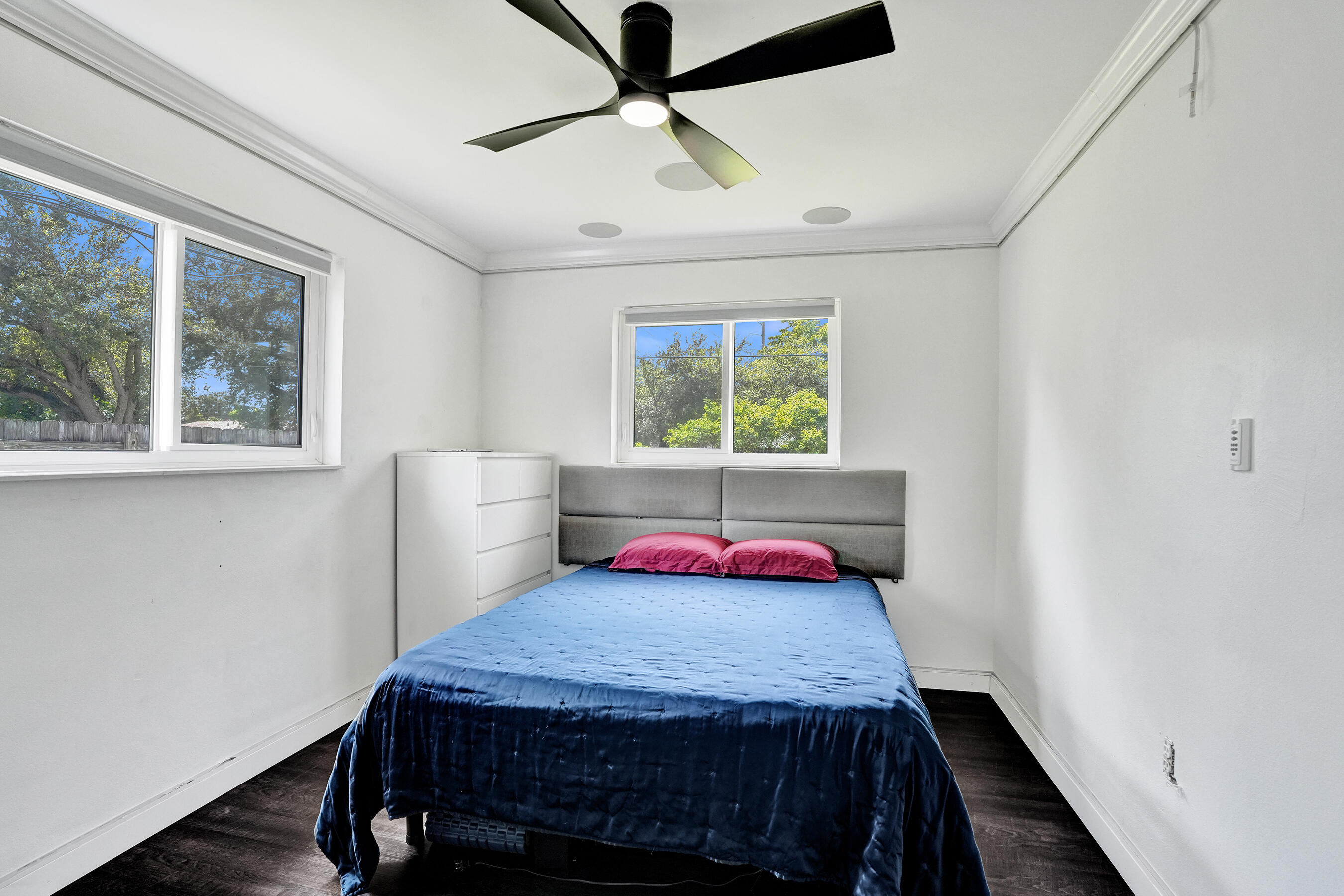 6400 Park Street Property Photo 19