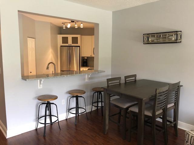 800 Uno Lago Drive Property Photo 7