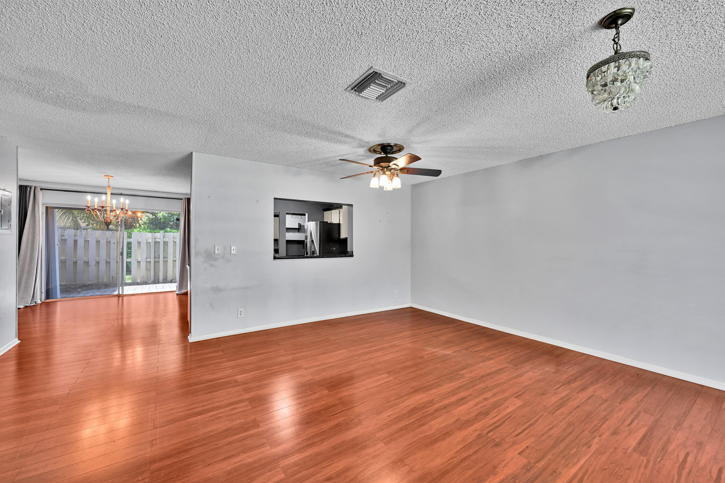 12152 Nw 36th Place Property Photo 21