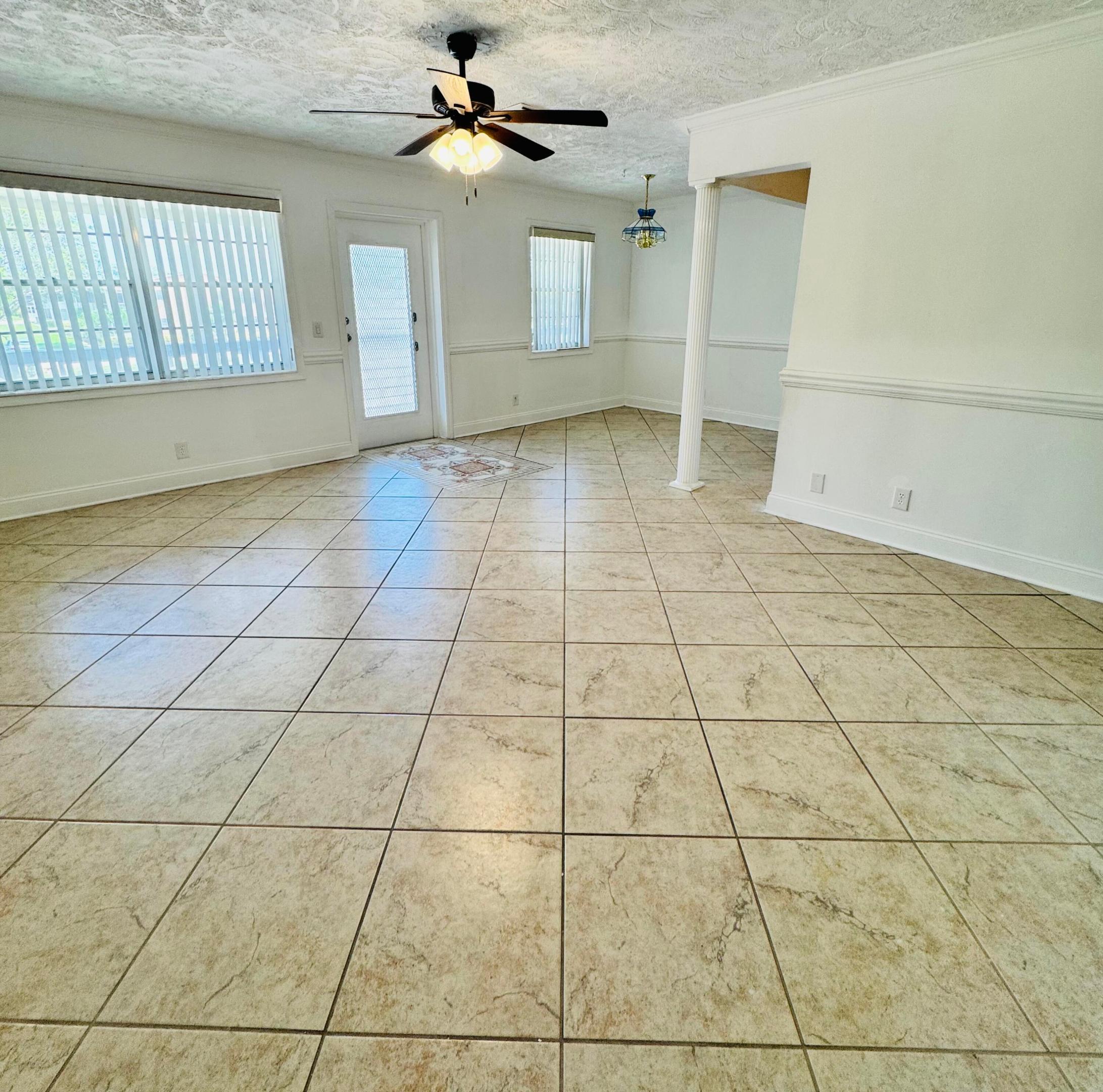 218 Kent M M Property Photo 7