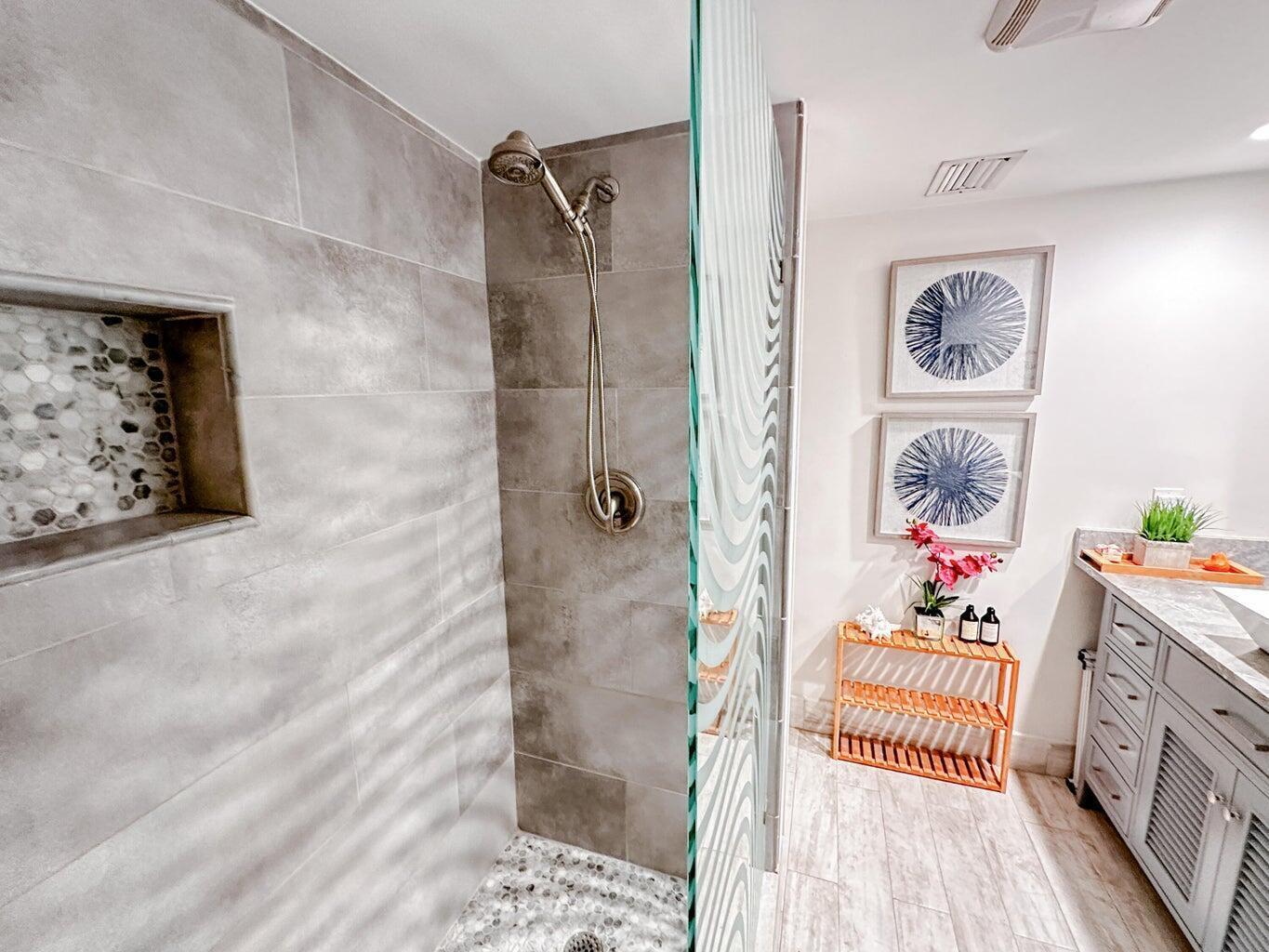 2800 N Ocean Drive B-2d Property Photo 12