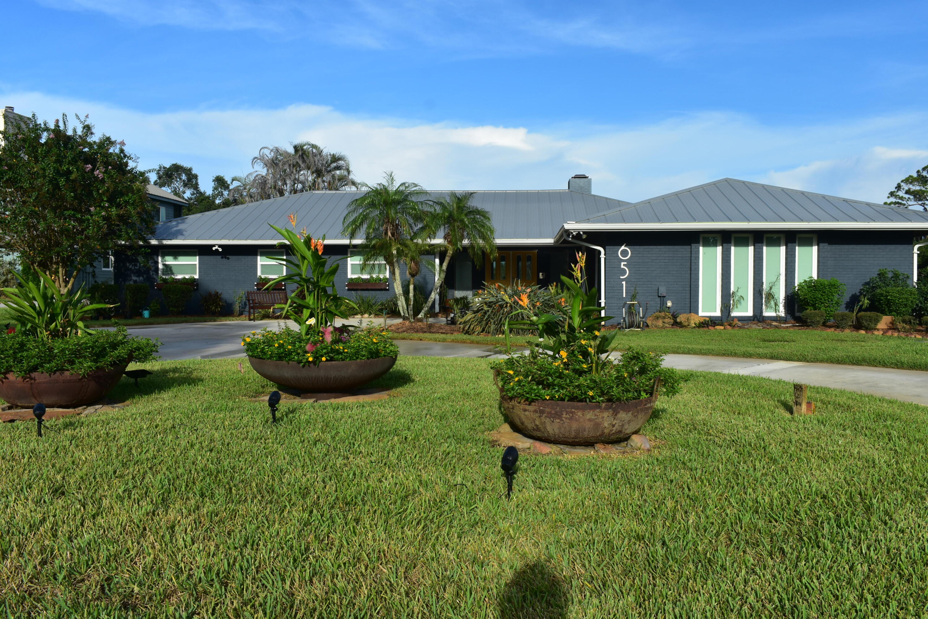 651 Se Hidden River Drive Property Photo 4