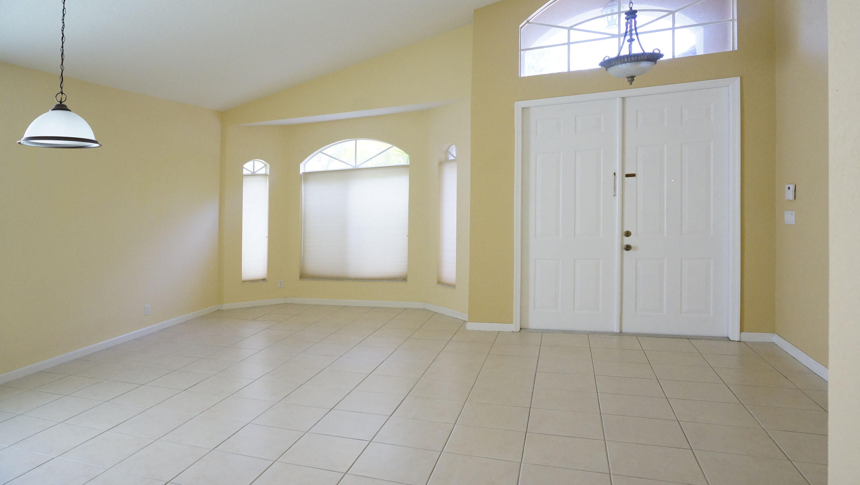 873 Gazetta Way Property Photo 2