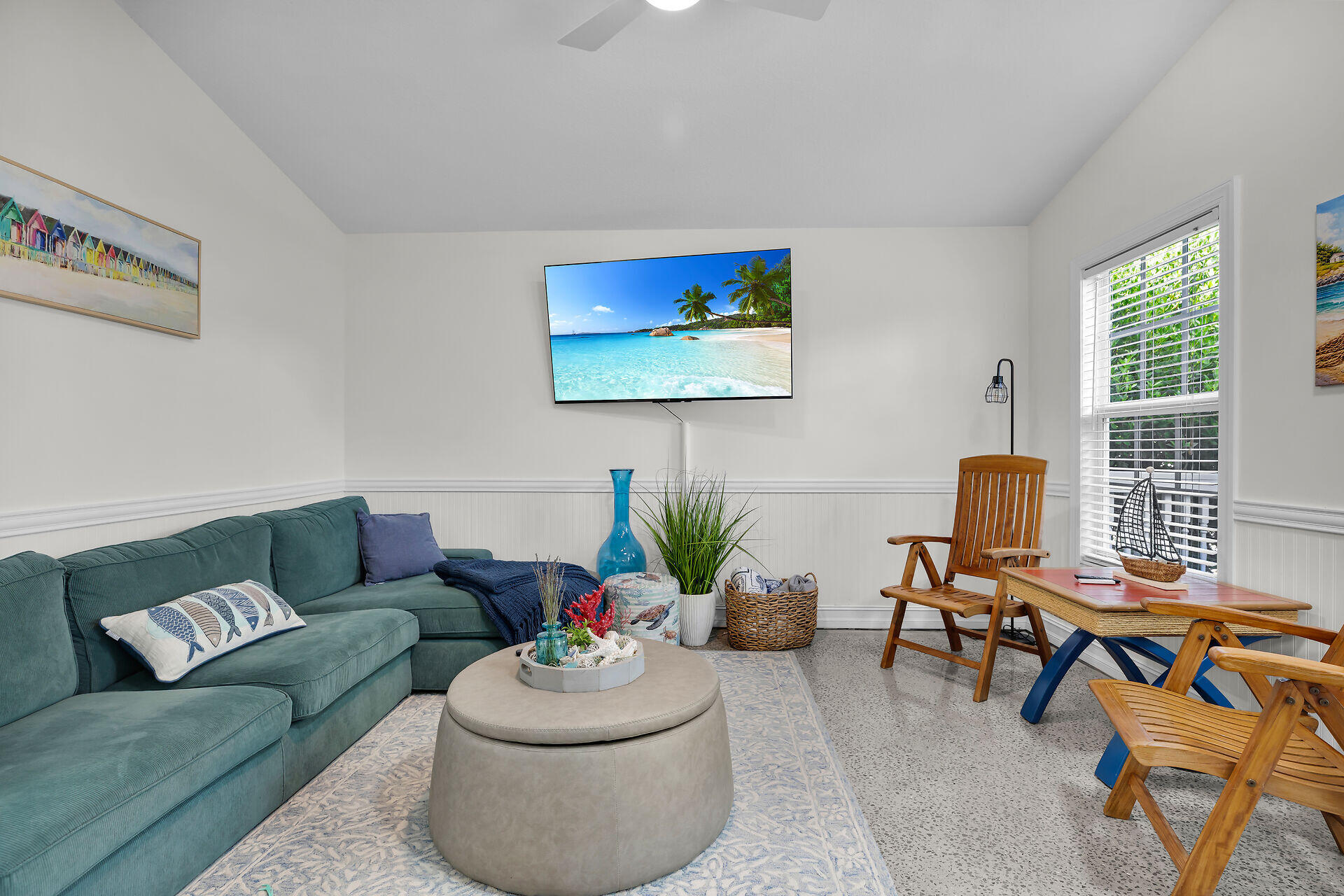 150 Sunshine Boulevard Property Photo 8