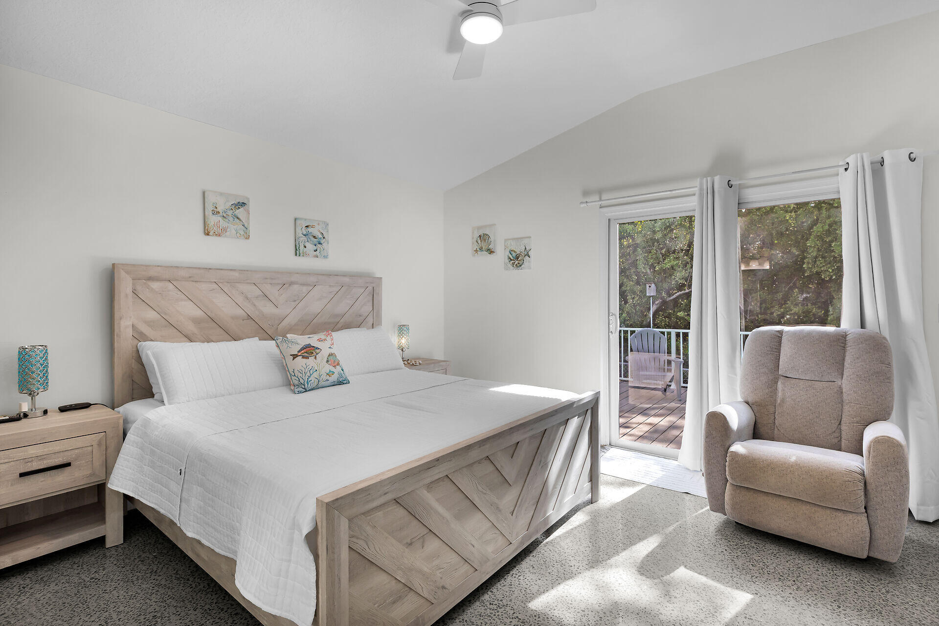 150 Sunshine Boulevard Property Photo 12