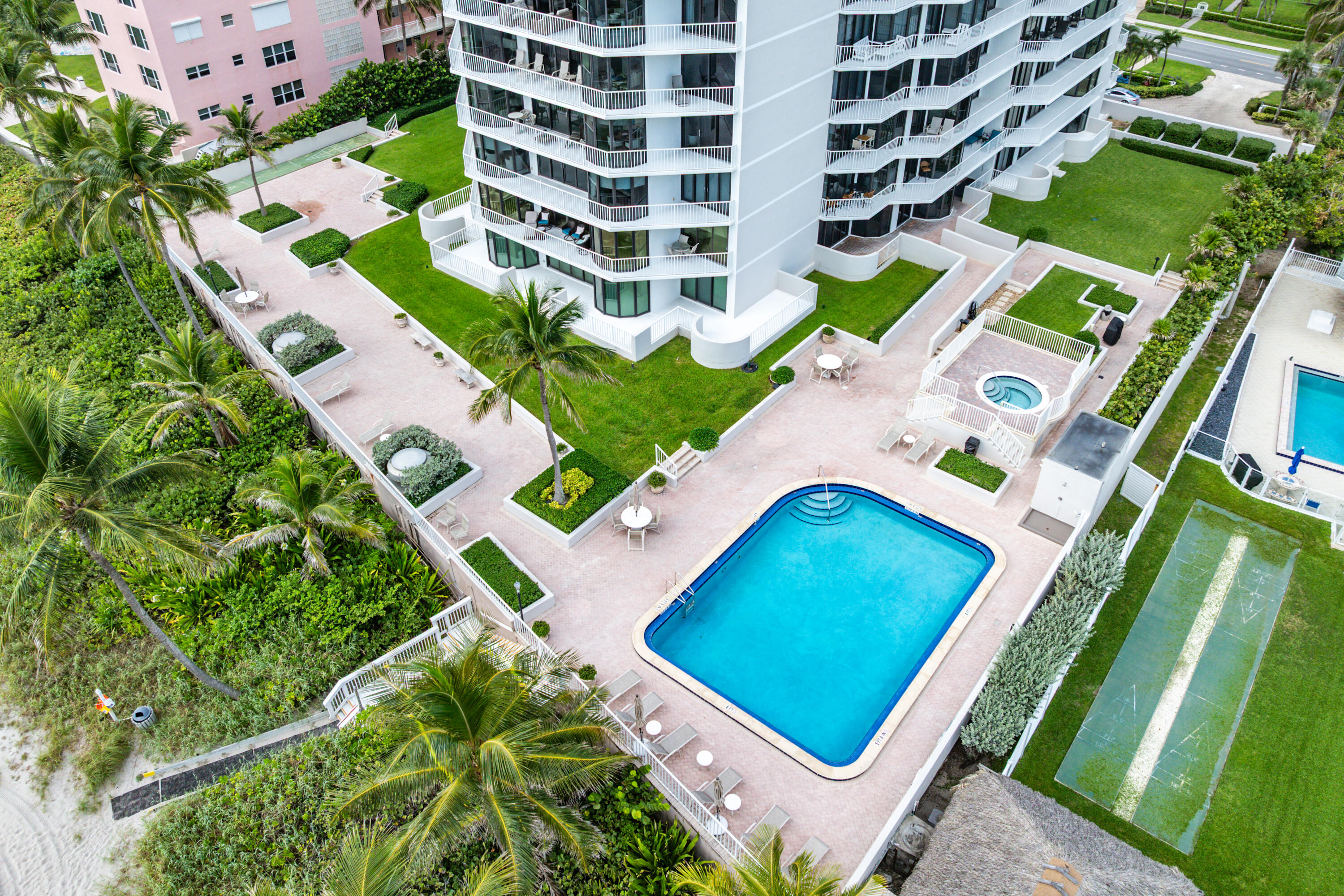 2917 S Ocean Boulevard 104 Property Photo 7