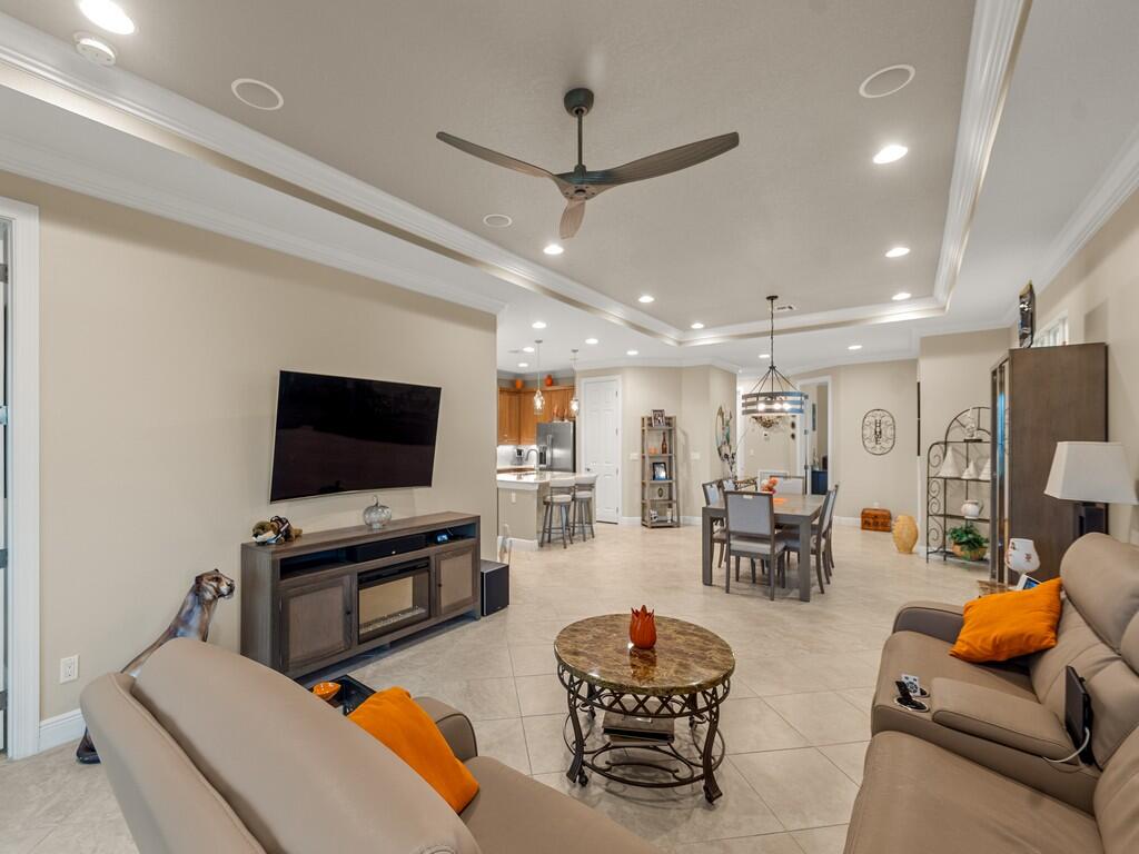 24032 Sw Firenze Way Property Photo 4