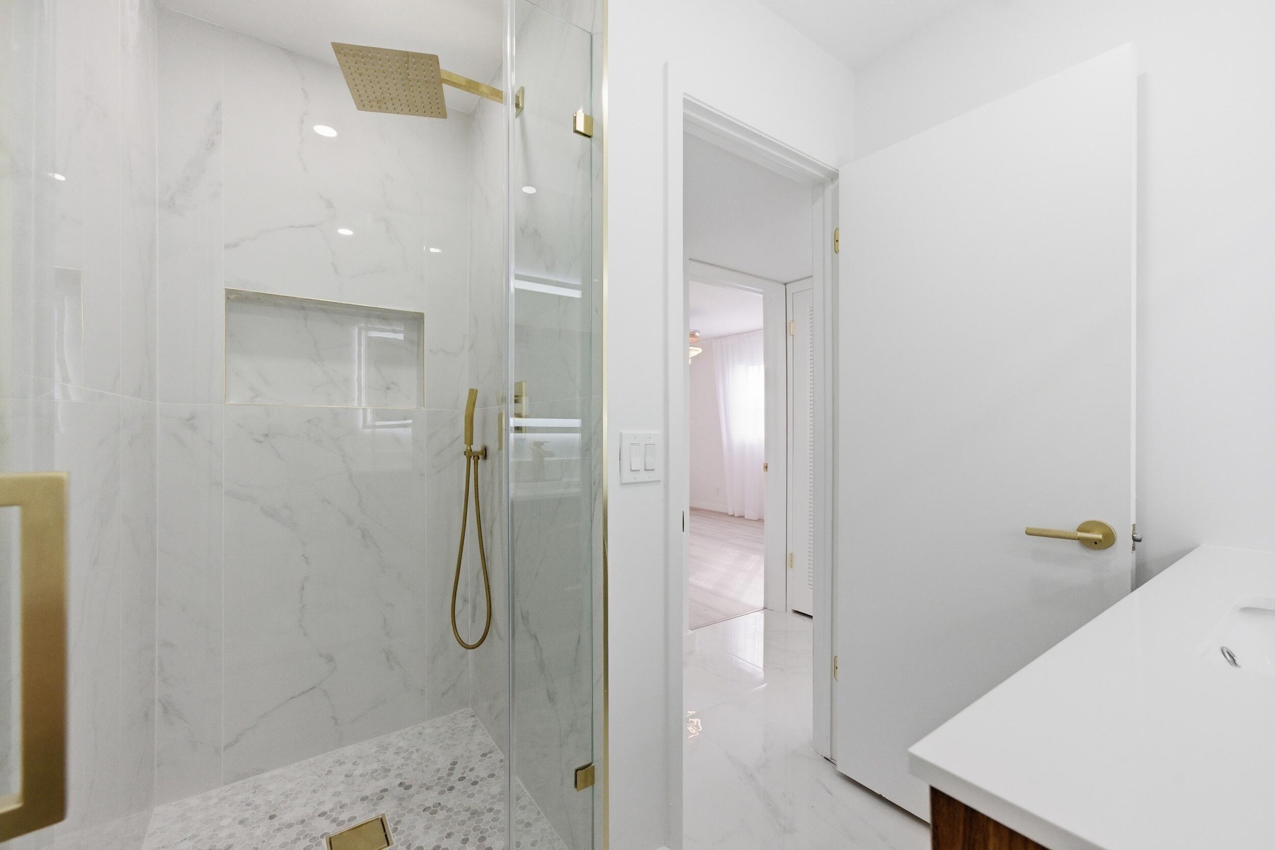 618 Normandy M Property Photo 19