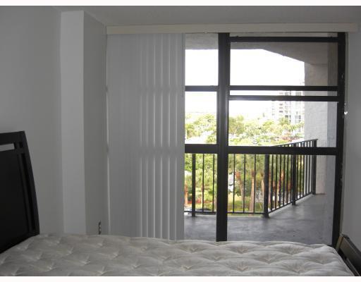 200 Leslie Drive Property Photo 13