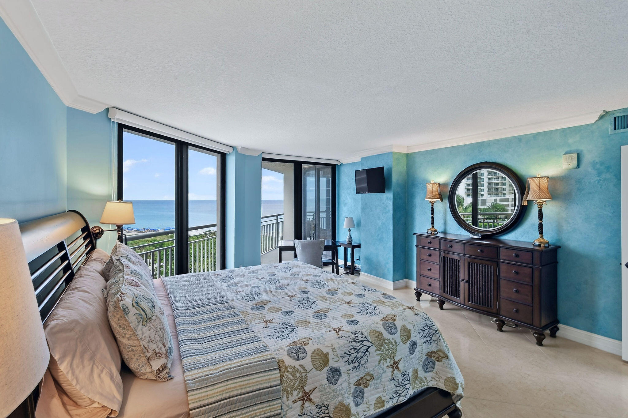 3000 N Ocean Drive 8a Property Photo 23