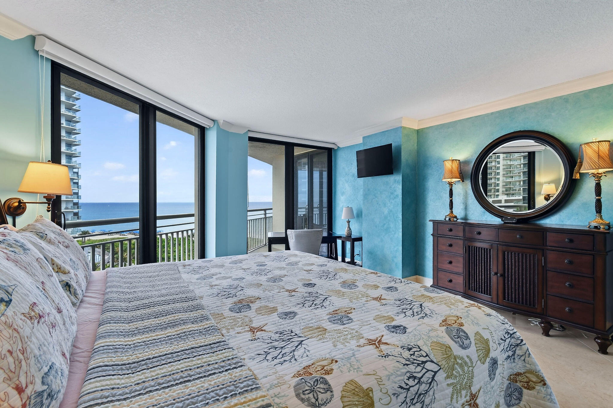 3000 N Ocean Drive 8a Property Photo 24