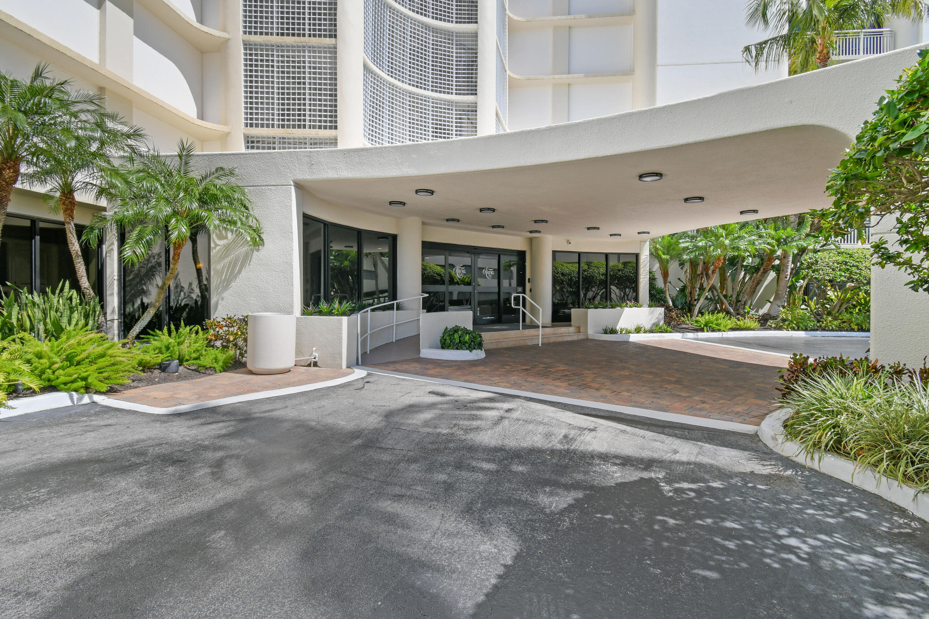 3000 N Ocean Drive 8a Property Photo 55