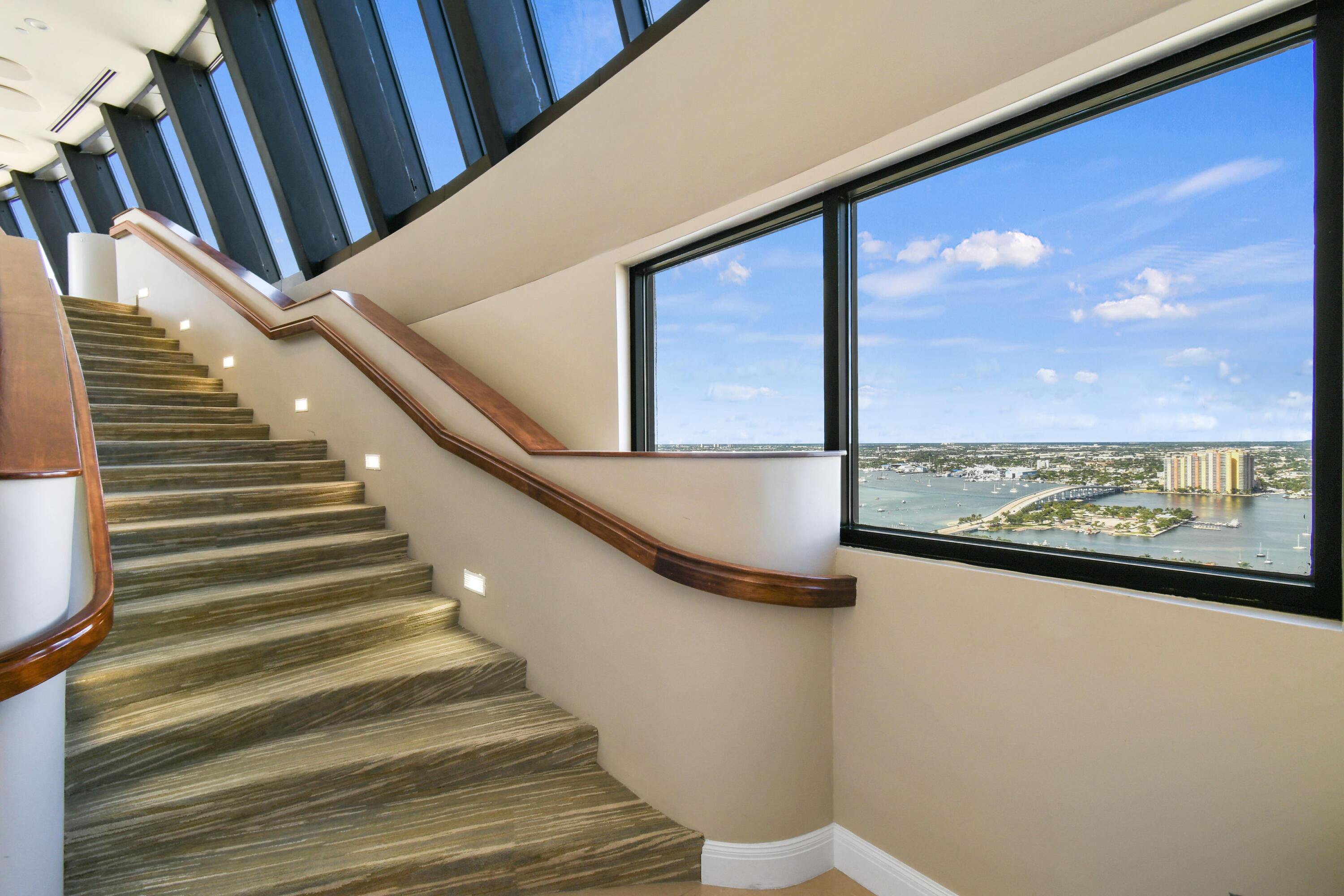 3000 N Ocean Drive 8a Property Photo 58