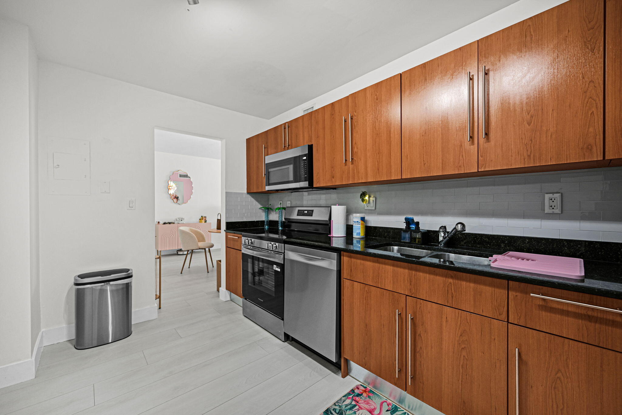 3001 S Ocean Drive 403 Property Photo 14