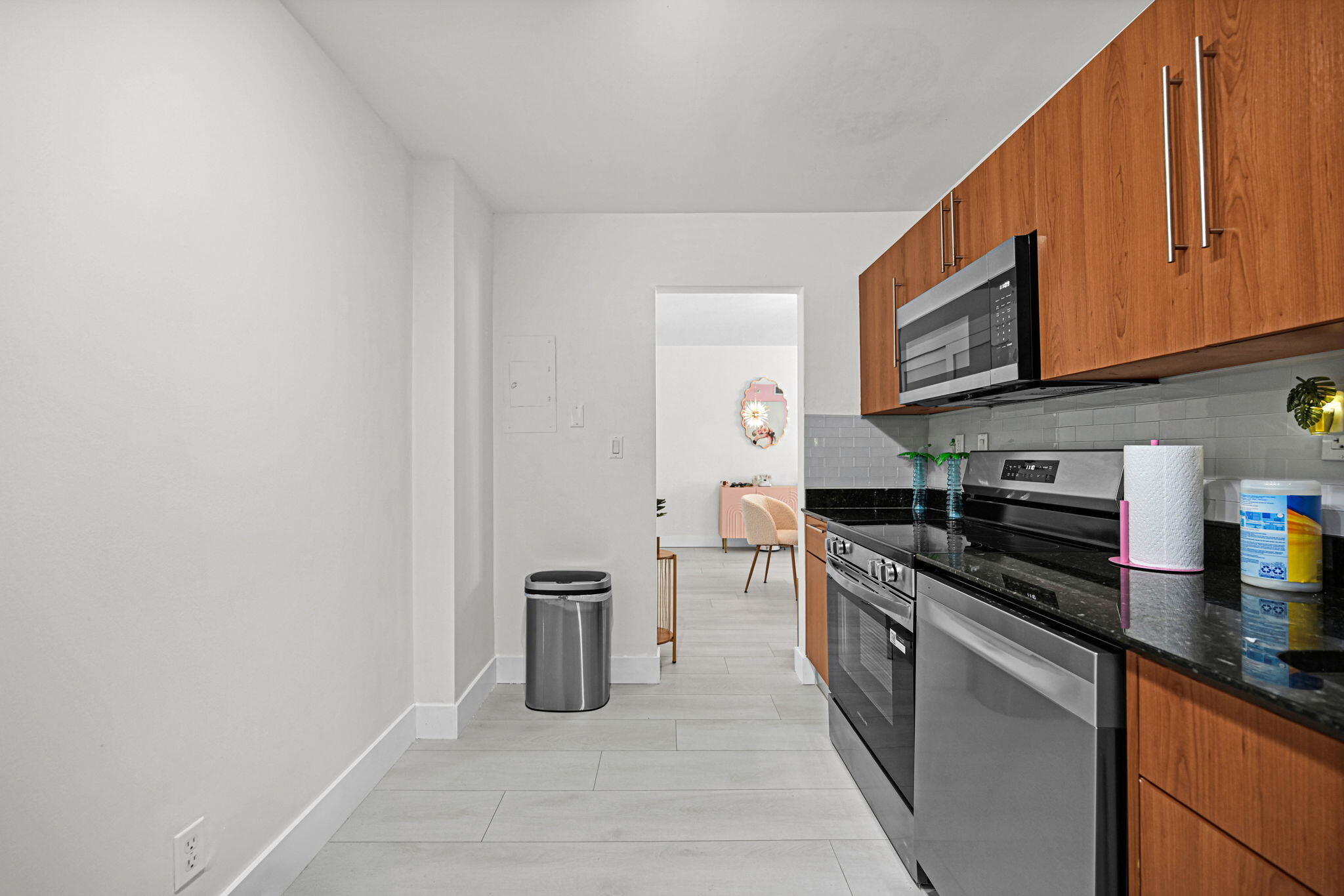 3001 S Ocean Drive 403 Property Photo 15