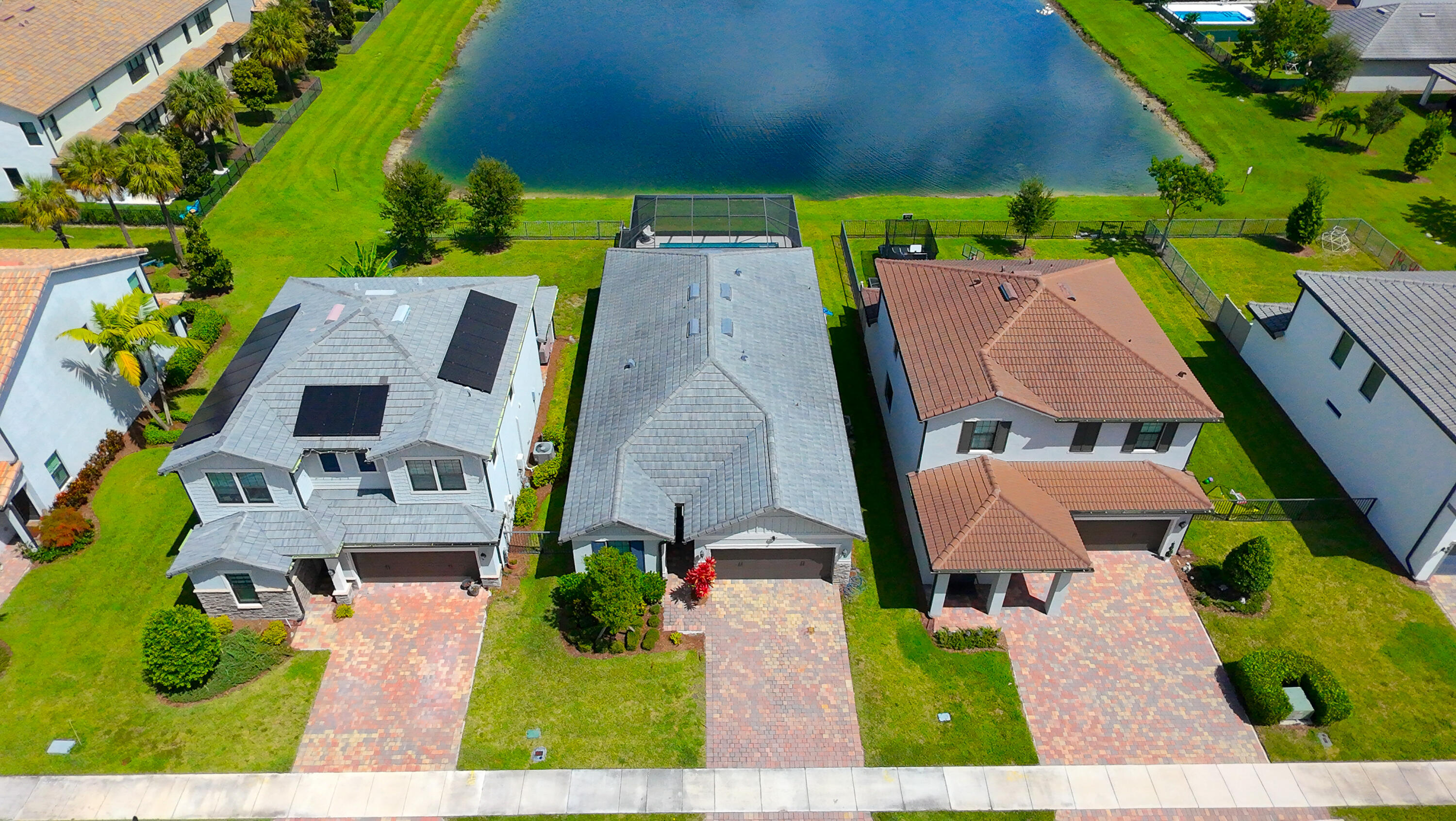 8231 TAILSHOT Court Property Photo 1