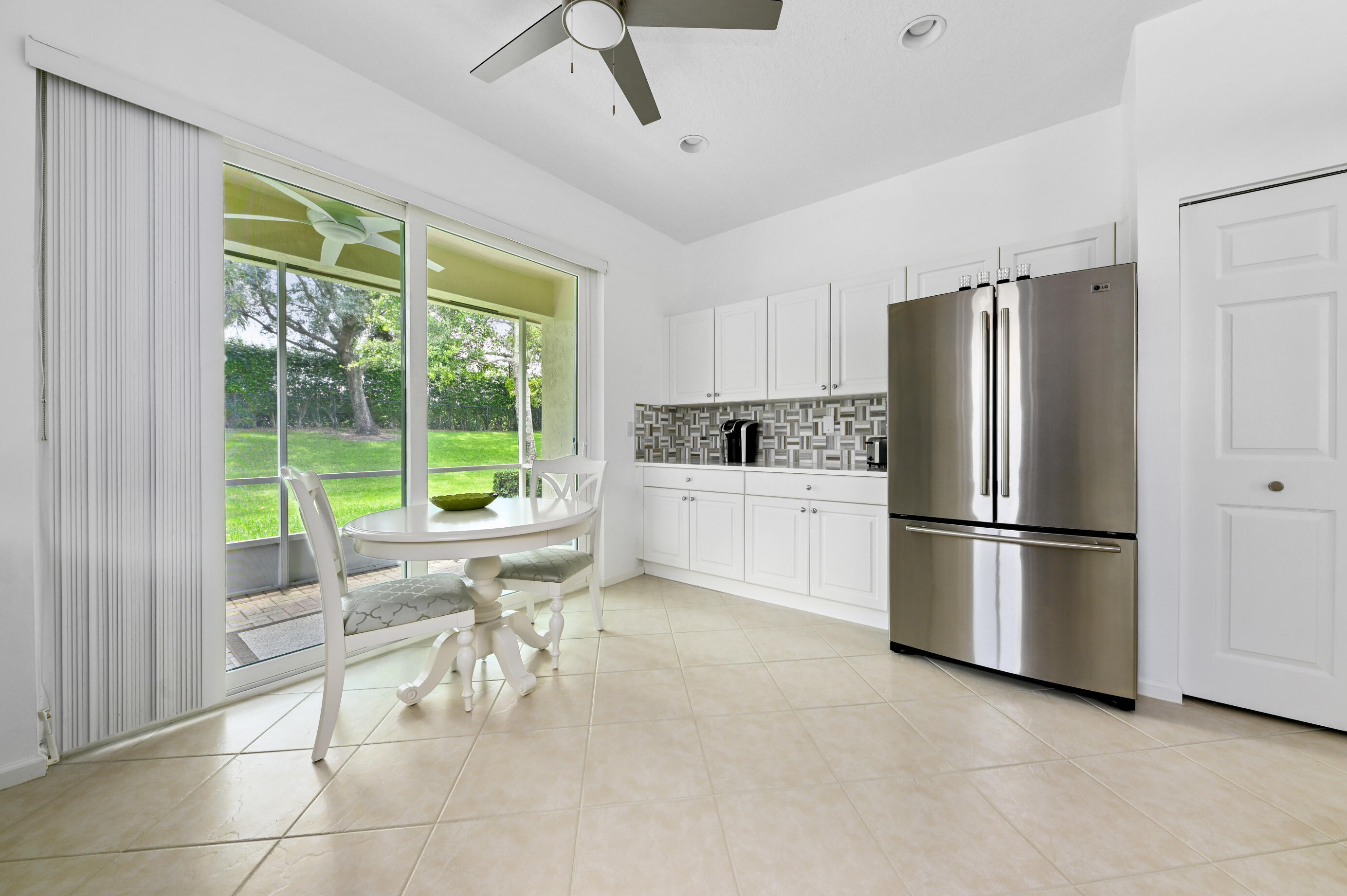 9142 Bay Point Circle Property Photo 11
