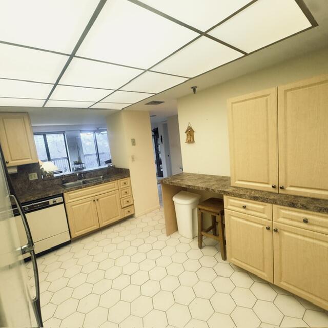 2900 Ne 14th Street Causeway 403 Property Photo 5