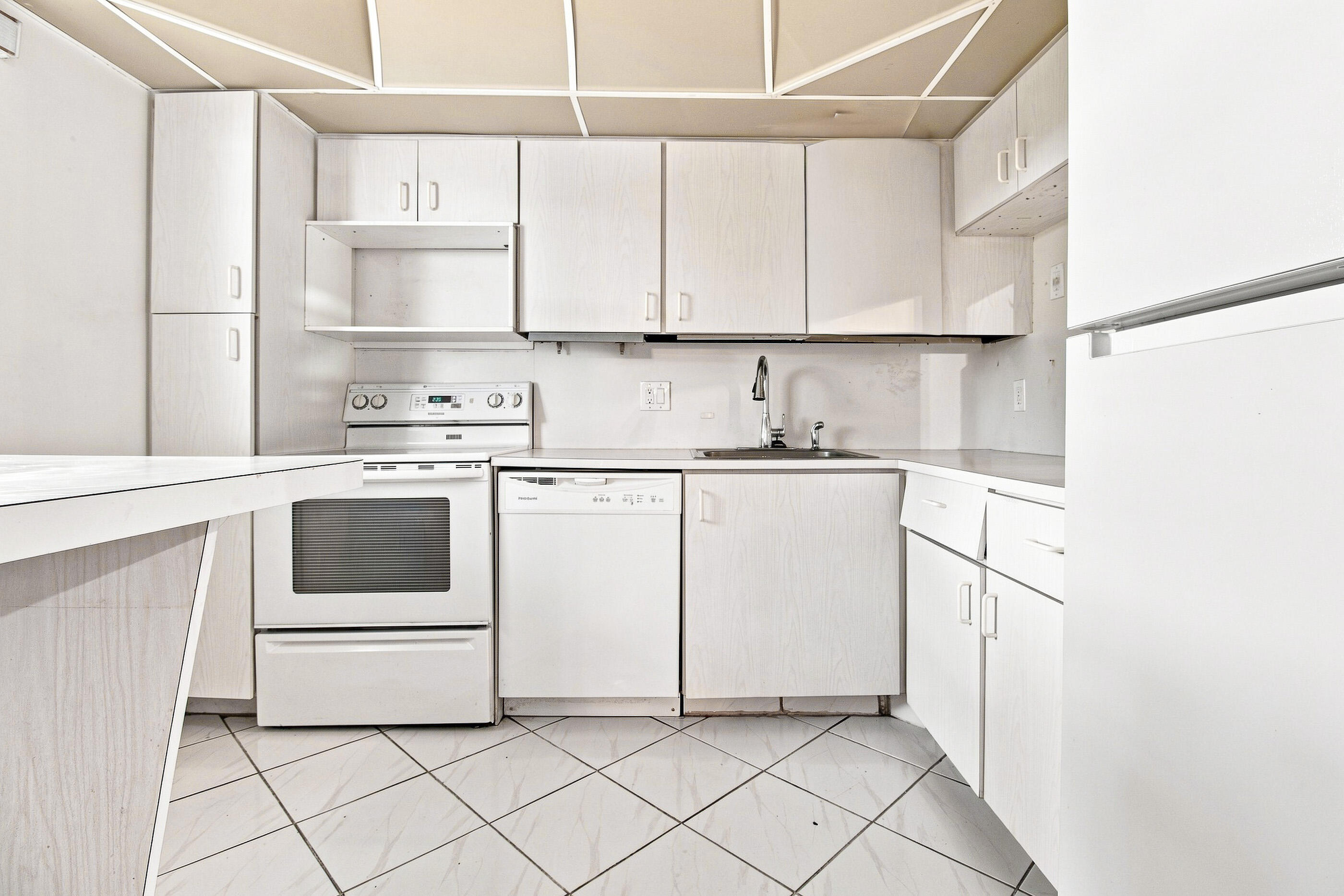 8321 Sands Point Boulevard D305 Property Photo 7