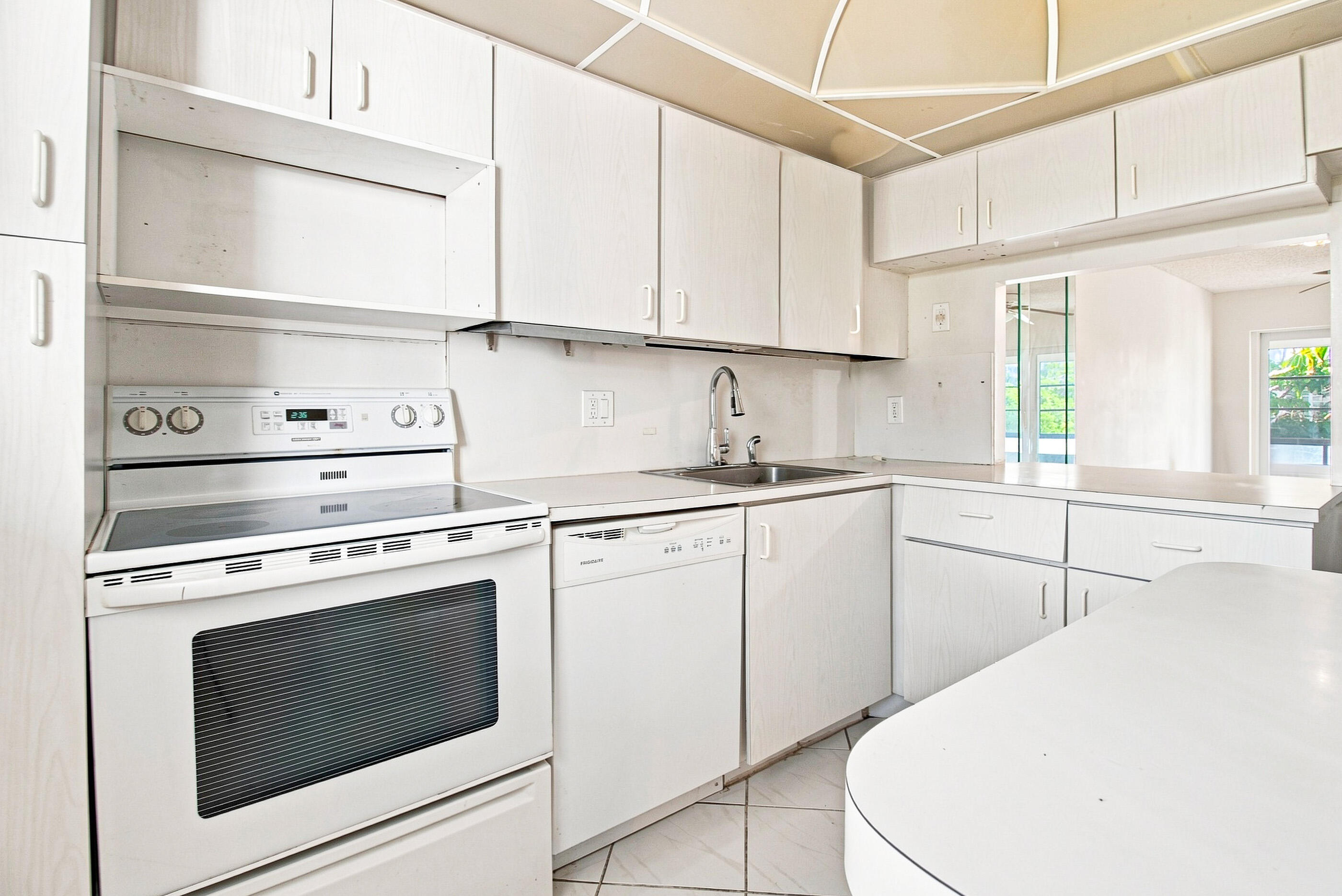 8321 Sands Point Boulevard D305 Property Photo 8