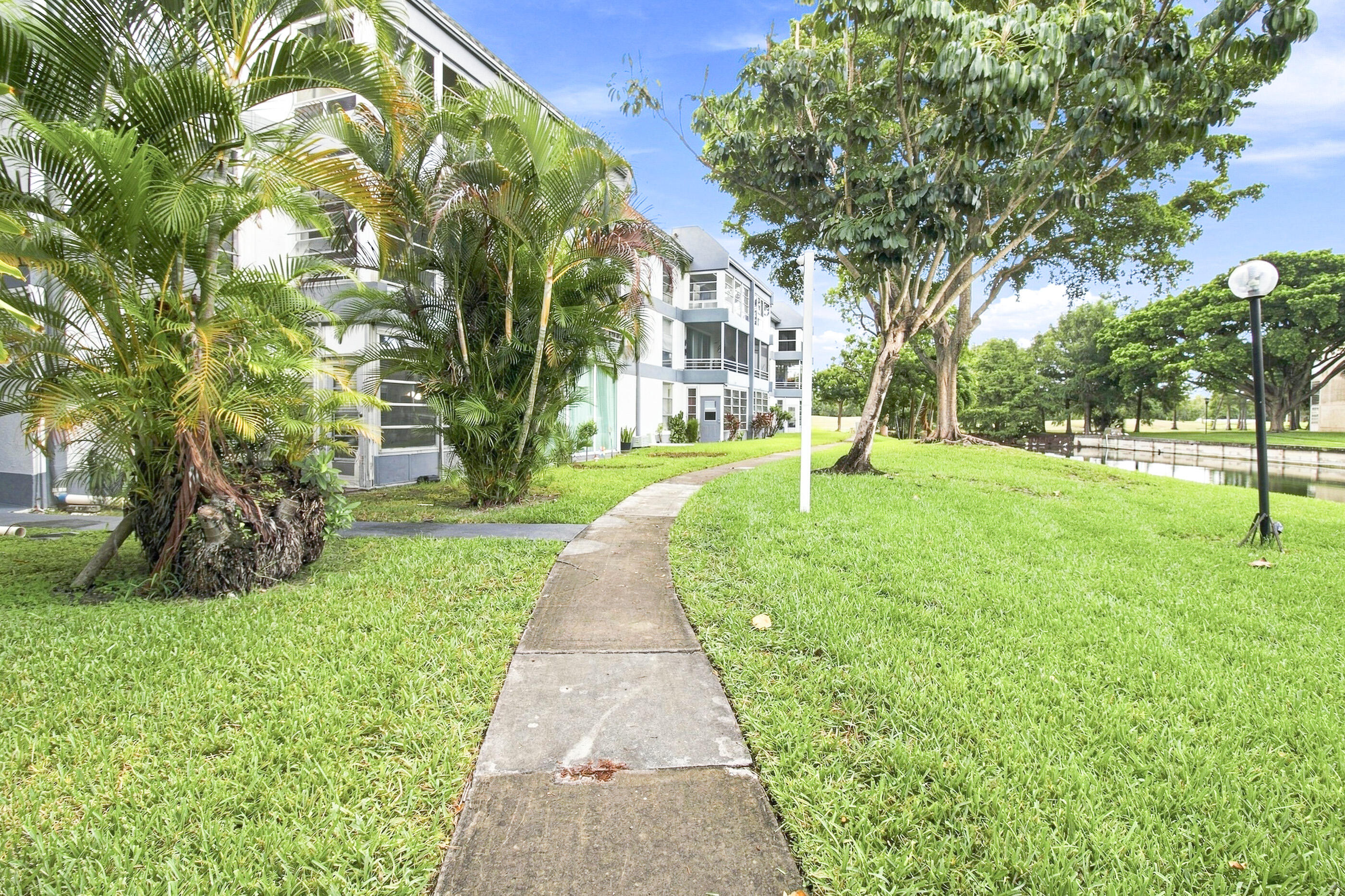 8321 Sands Point Boulevard D305 Property Photo 21